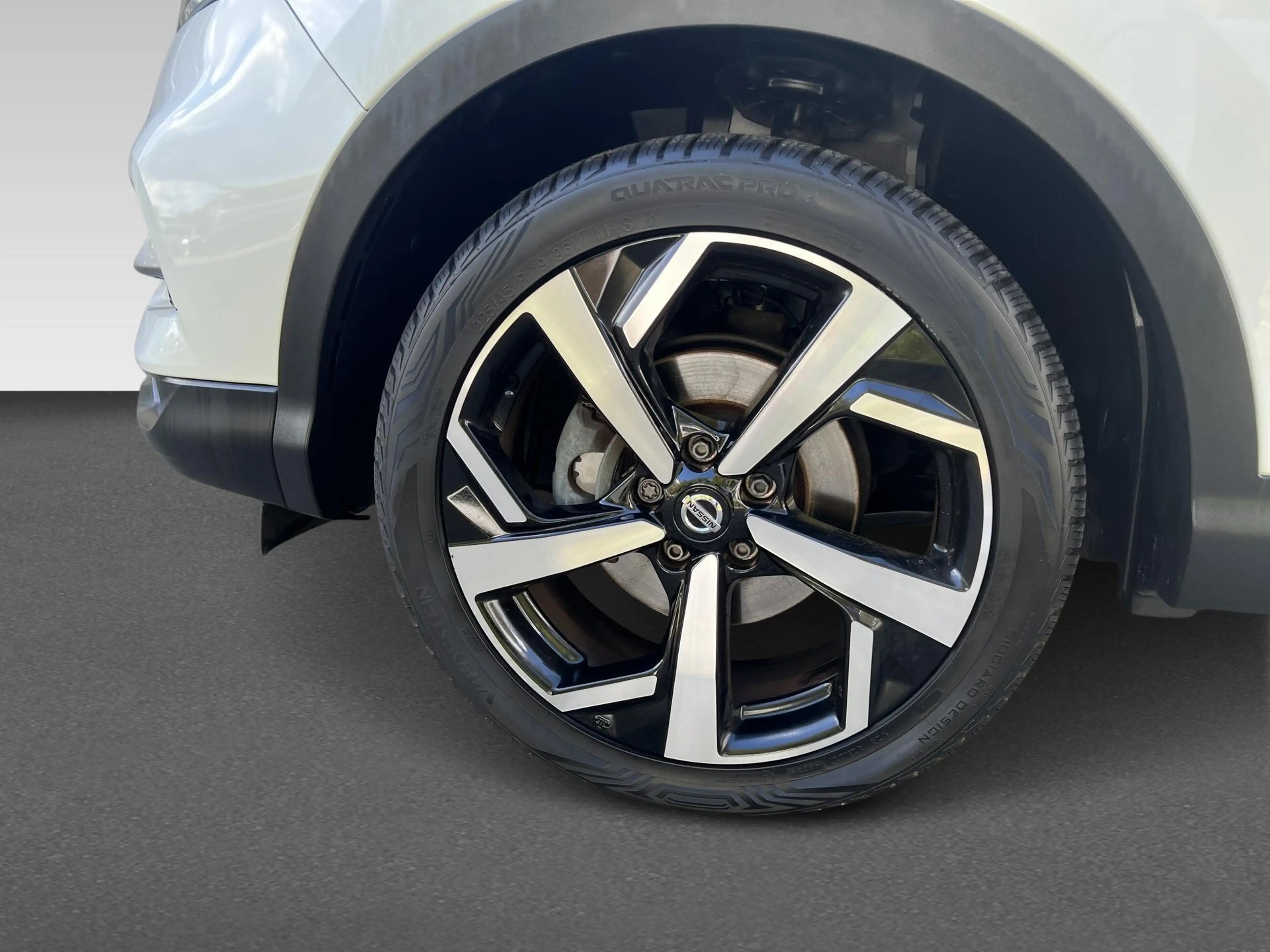 Nissan Qashqai 1.3 DIG-T Design Edition | Trekhaak | Airco (autom — photo 11