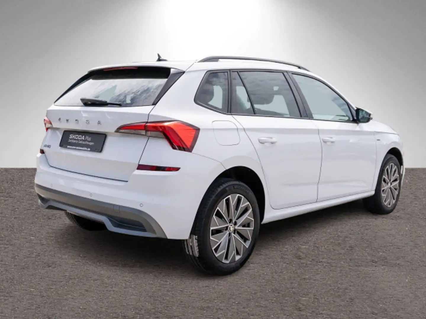 Skoda Kamiq Clever 1.5TSI 6-Gang Navi LED VC SHZ PDC Weiß - 2