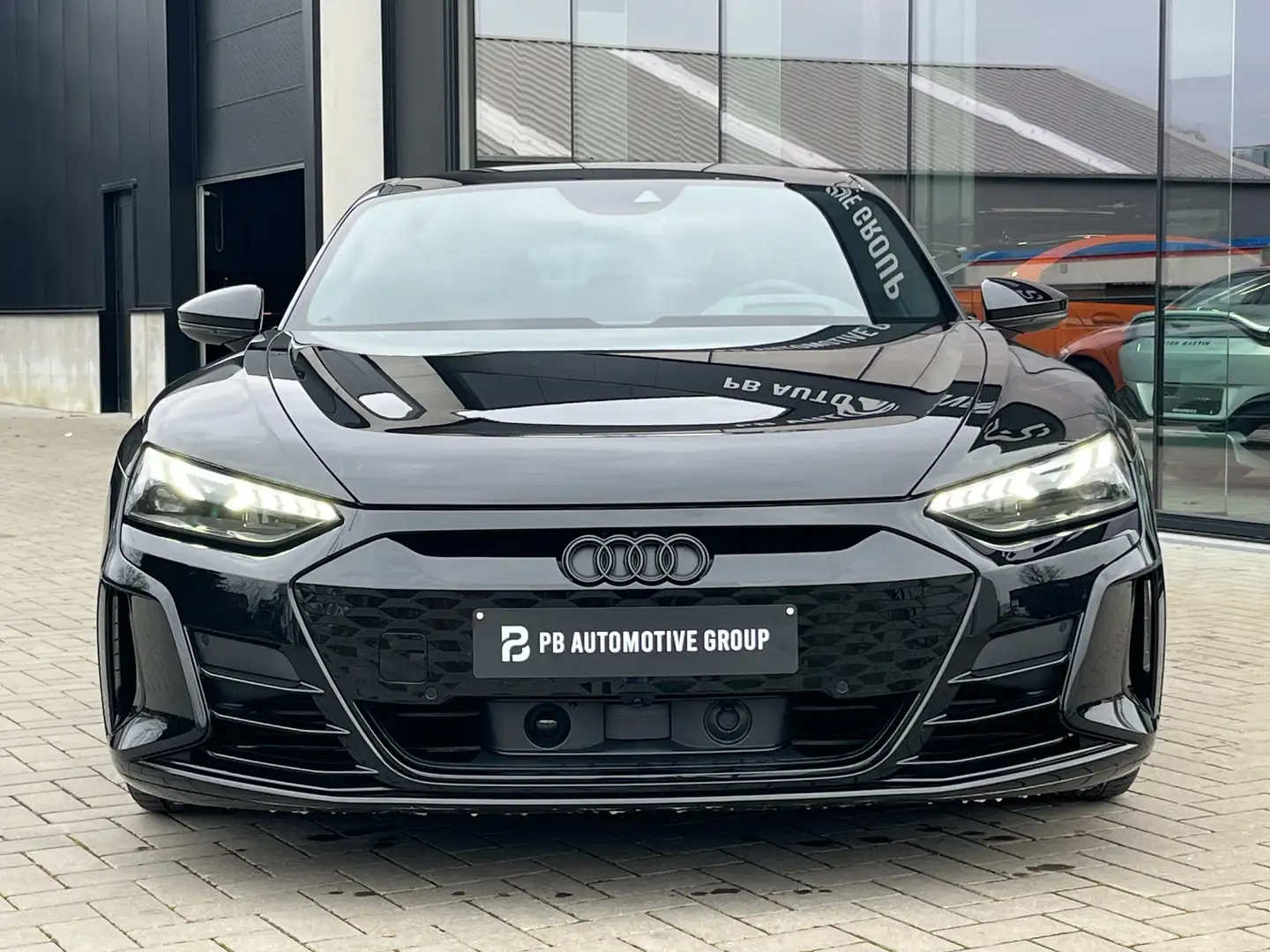 Audi e-tron GT 93.4 kWh 60 Quattro MATRIX LED*FULL OPTION* Zwart - 2