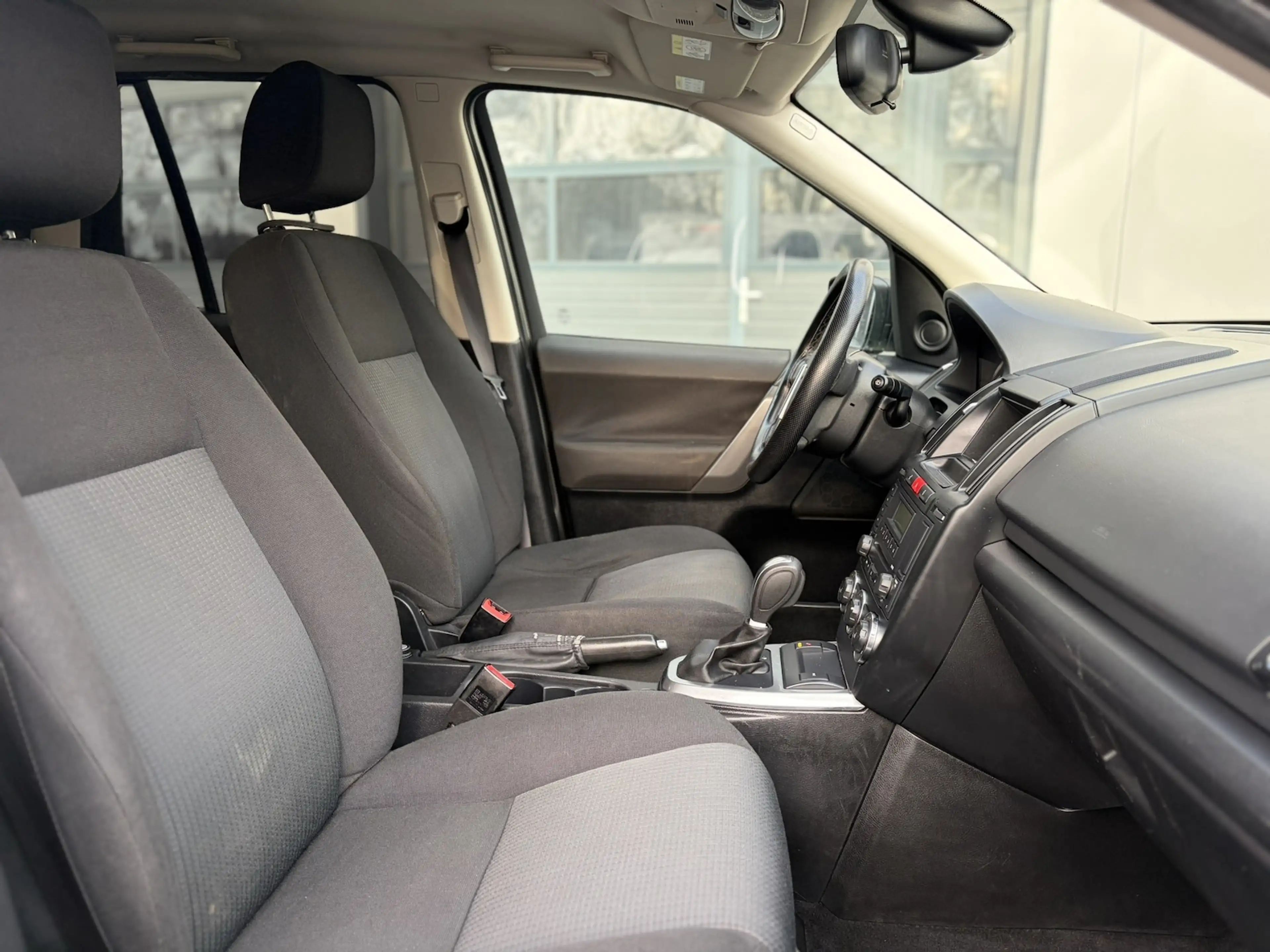 Land Rover Freelander XE Limited Edition / Allrad / AHK — photo 13