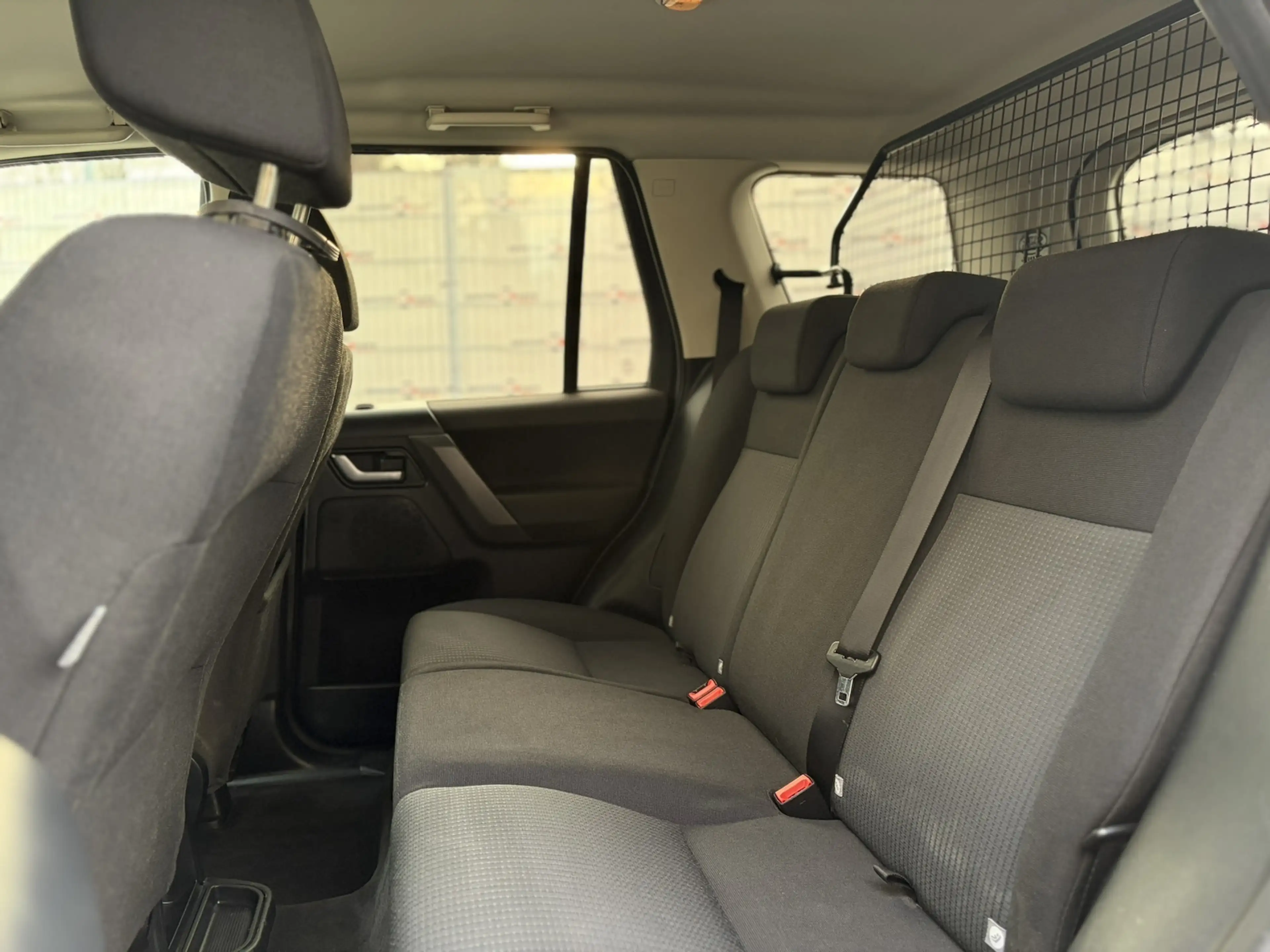 Land Rover Freelander XE Limited Edition / Allrad / AHK — photo 11