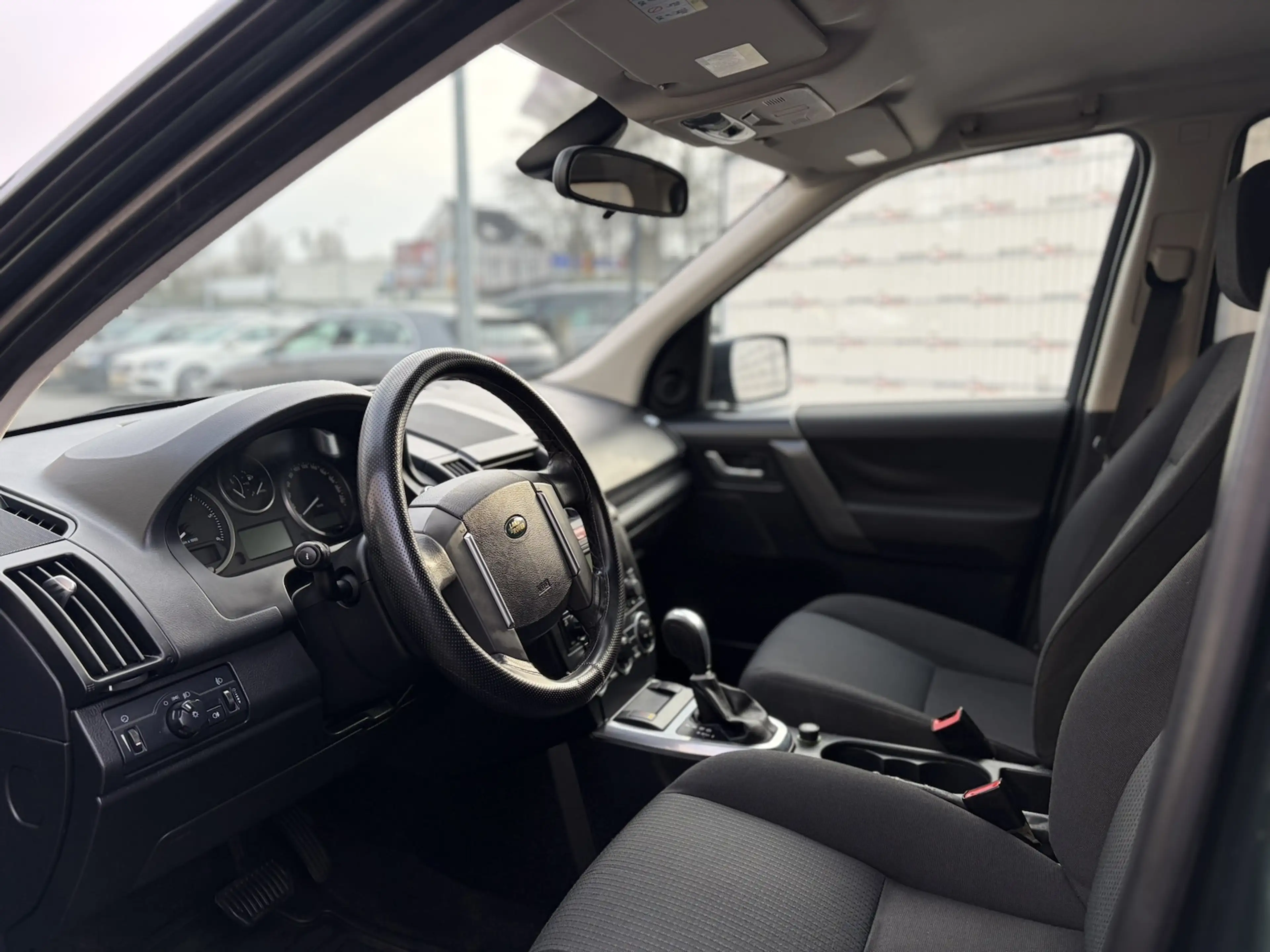Land Rover Freelander XE Limited Edition / Allrad / AHK — photo 9