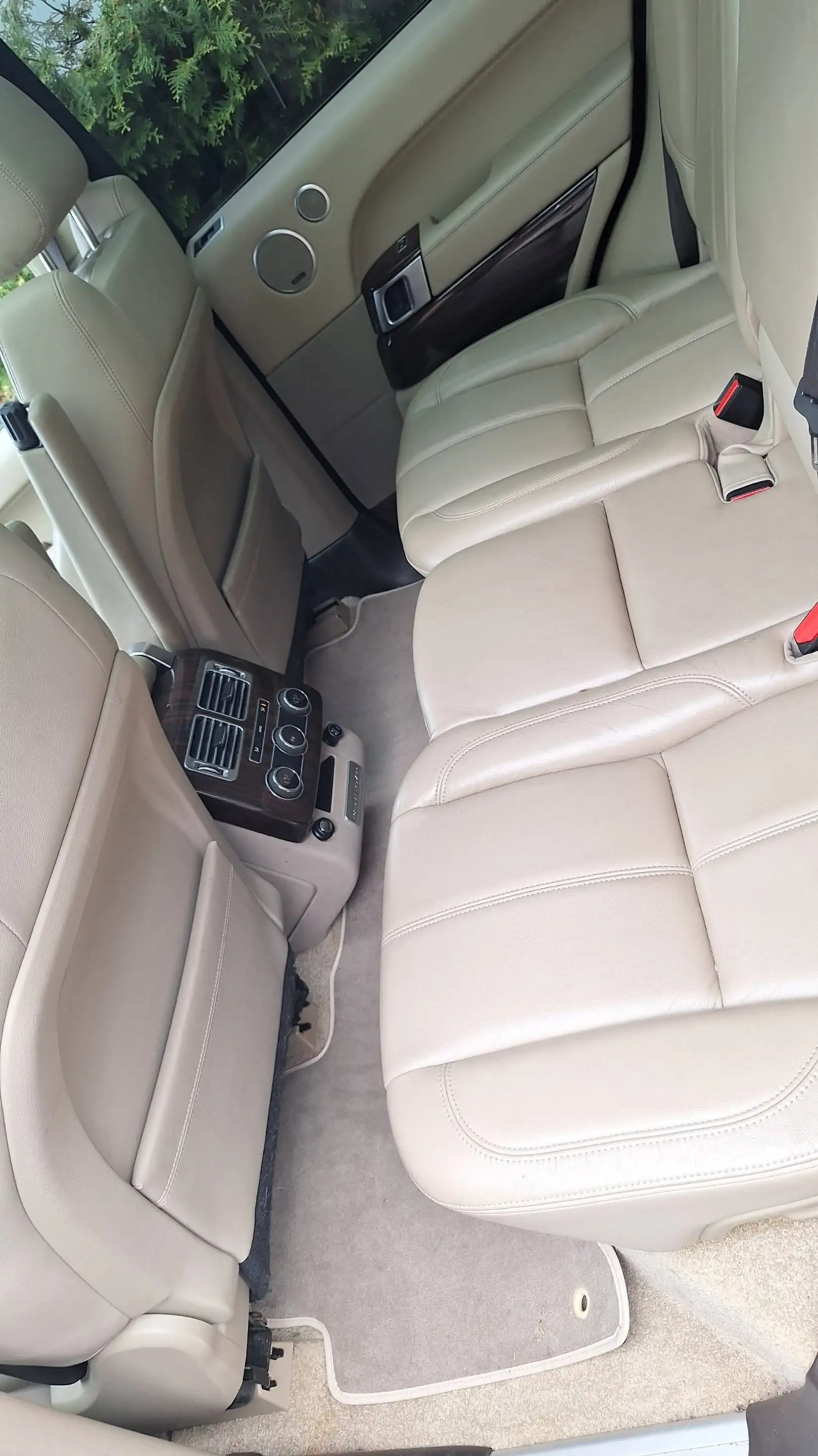 Land Rover Range Rover 3.0 TDV6 Vogue — photo 11