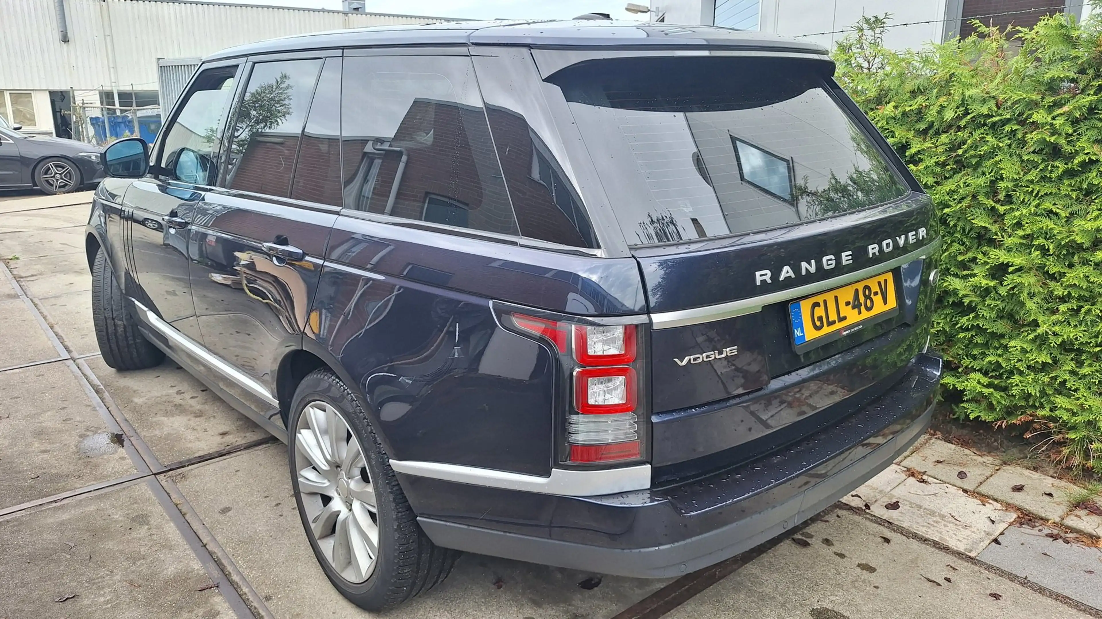 Land Rover Range Rover 3.0 TDV6 Vogue — photo 2