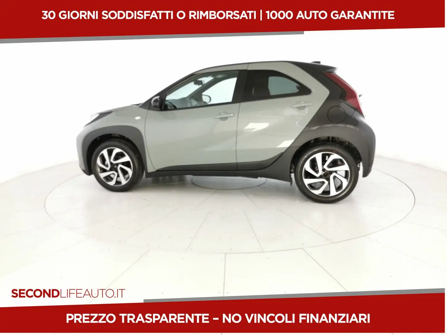 Toyota Aygo X 1.0 Trend 72cv s-cvt Verde - 2