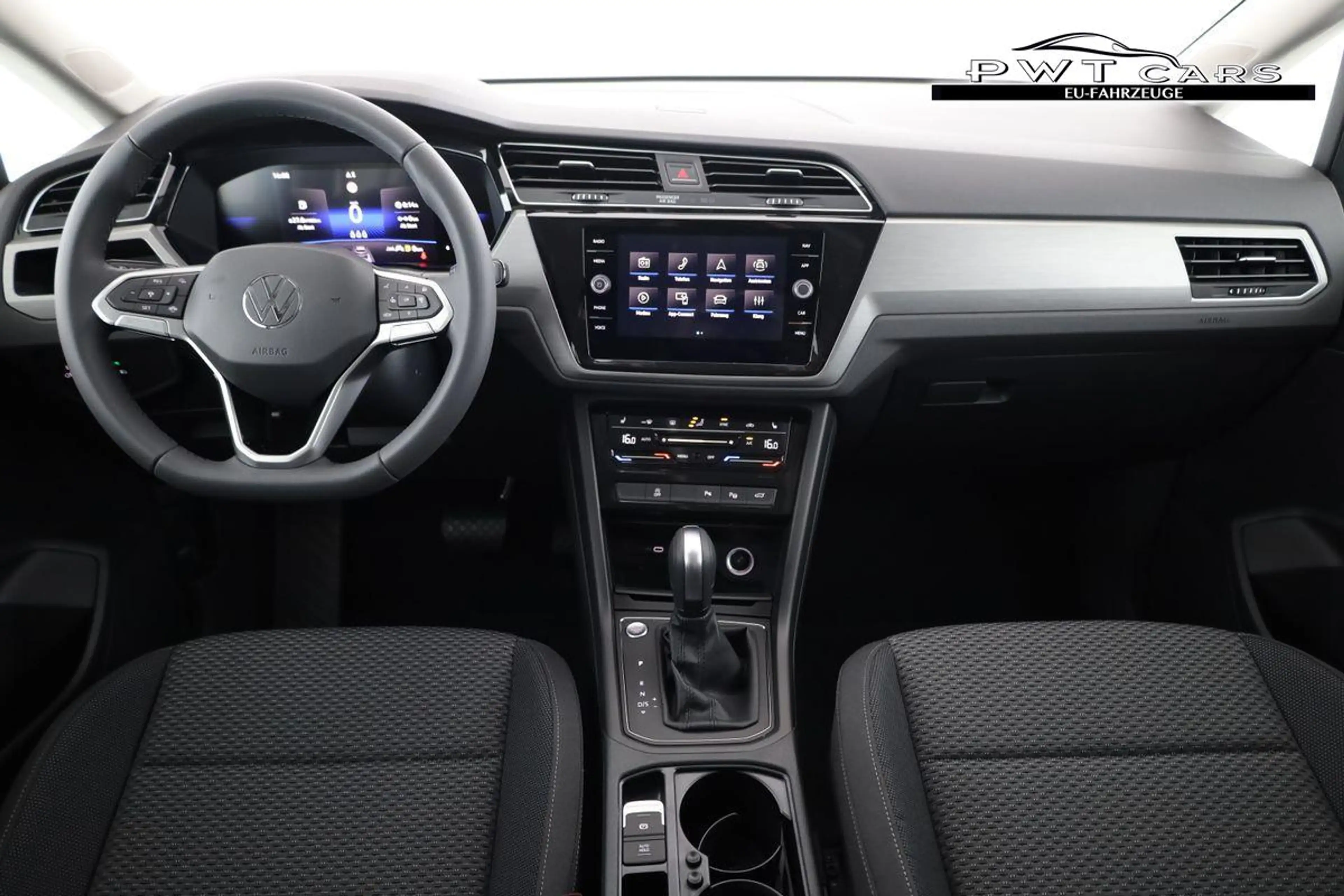 Volkswagen Touran Comfortline BMT/Start-Stopp 1.5 TSI DSG Comfort... — photo 4