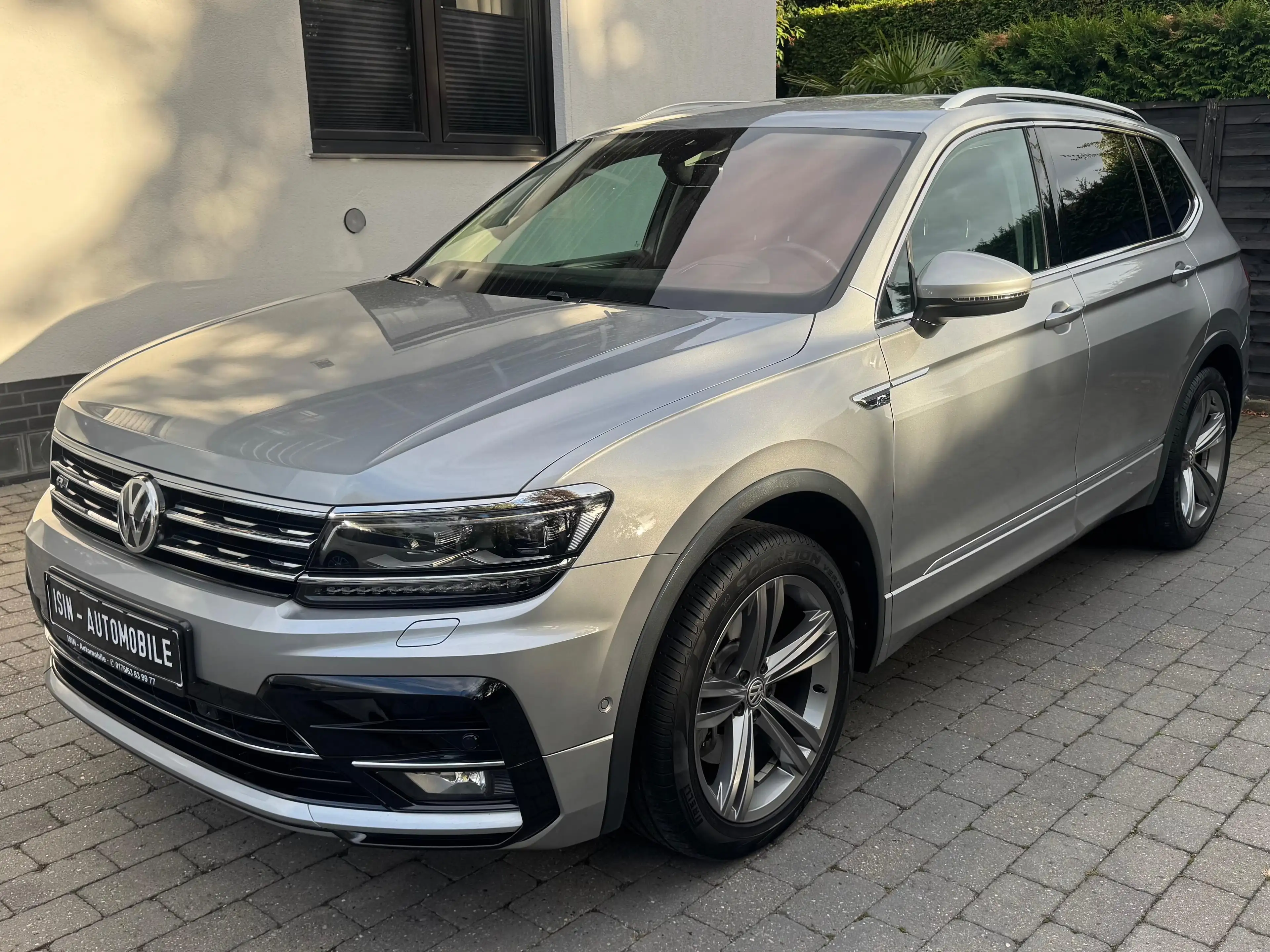 Volkswagen Tiguan Allspace Highline 4Motion R line