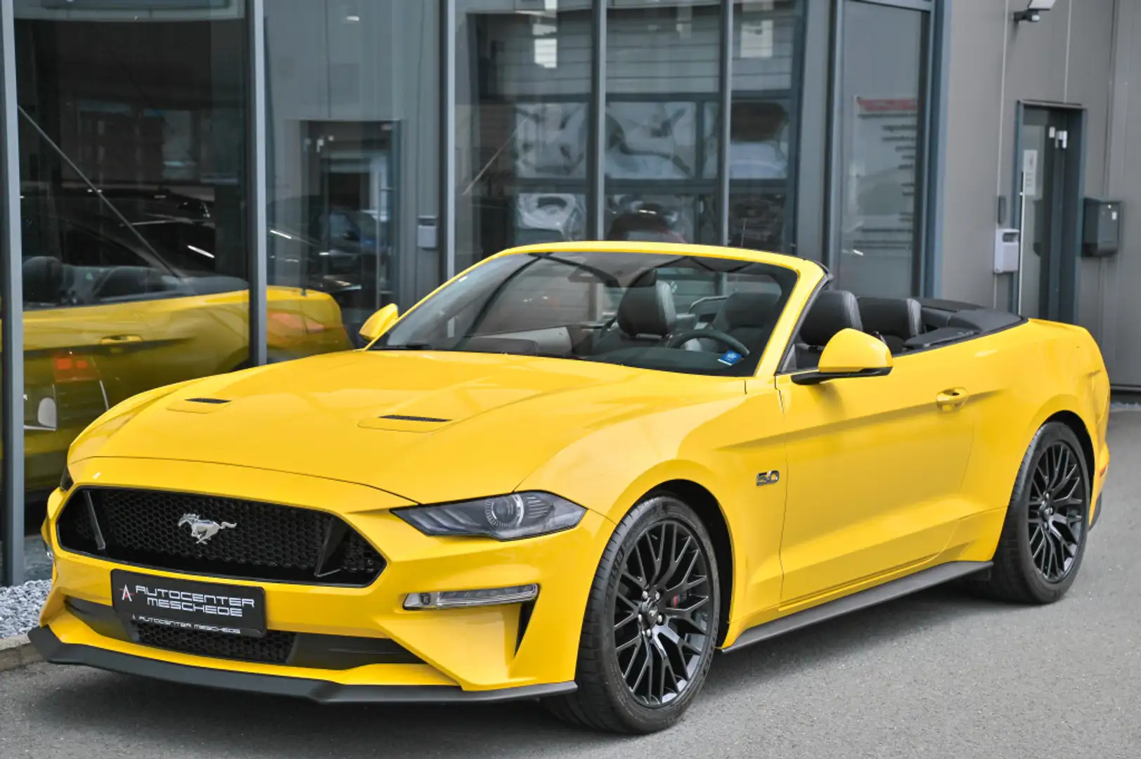 Ford Mustang Cabrio 5.0 Ti-VCT V8 GT Aut.* MagneRide* Gelb - 2