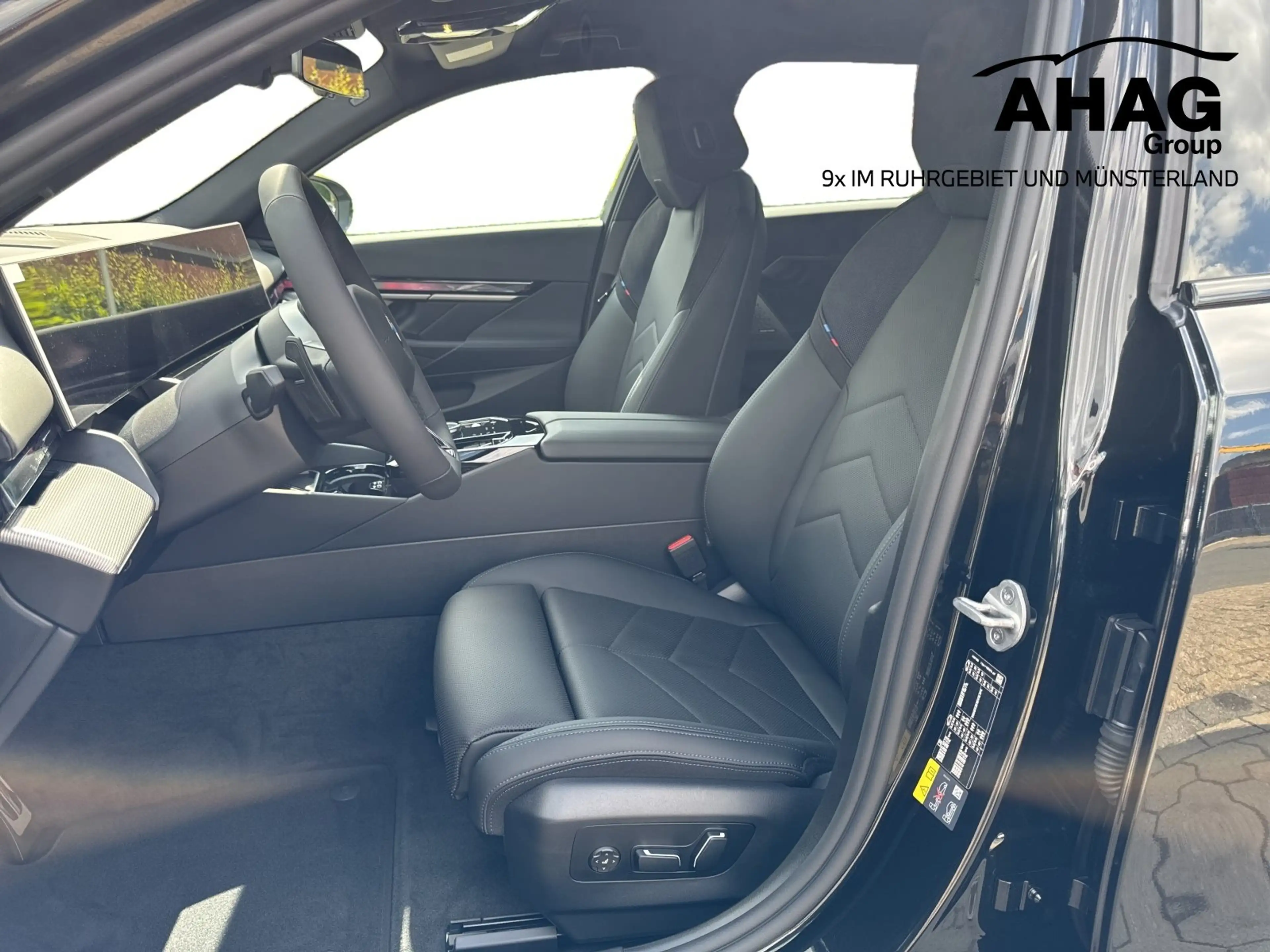 BMW i5 eDrive40 Touring M Sportpaket — photo 7