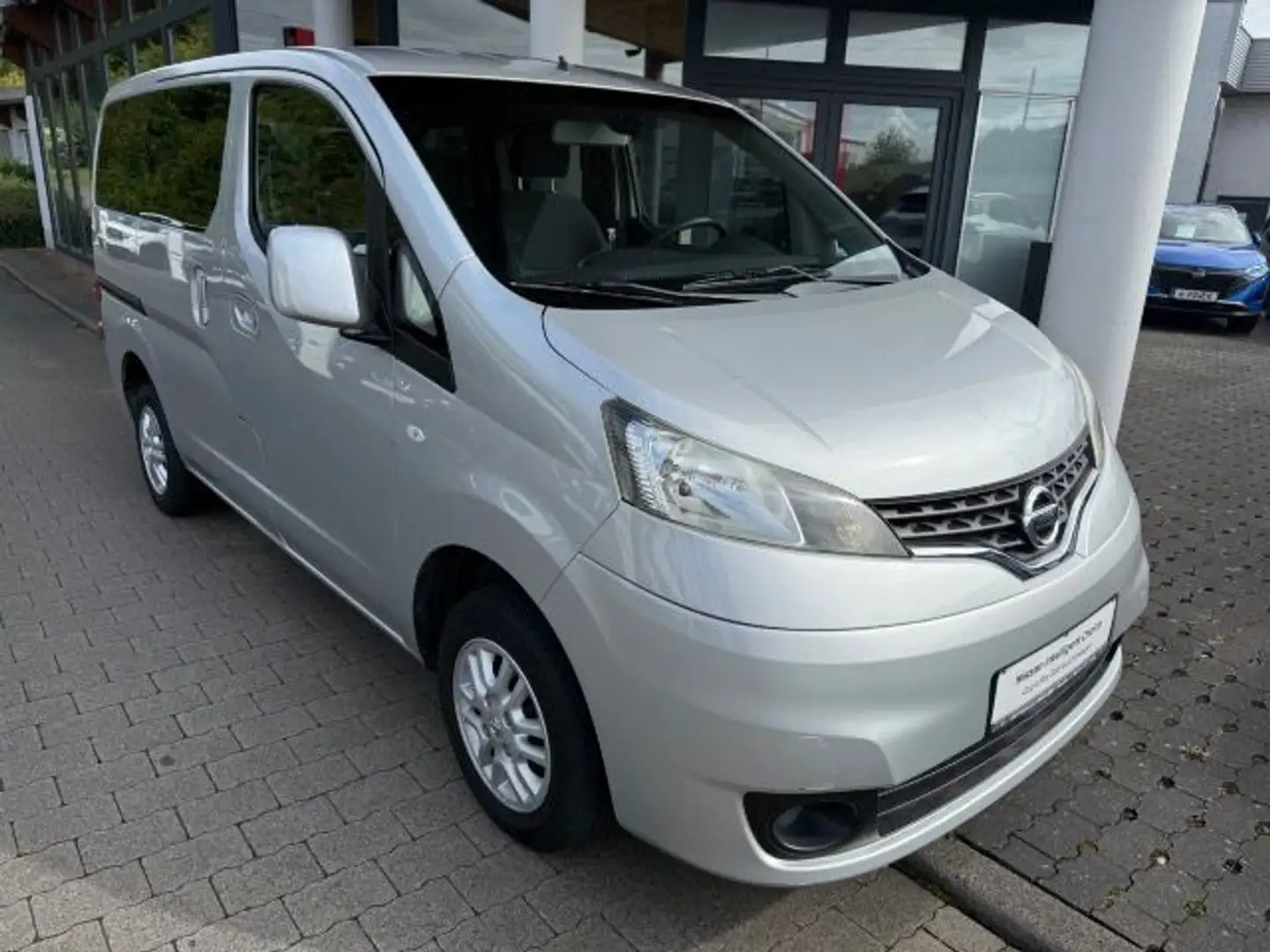 Nissan NV200 Evalia Tekna 1,5dci 110PS 7Sitze Kamera Zilver - 2