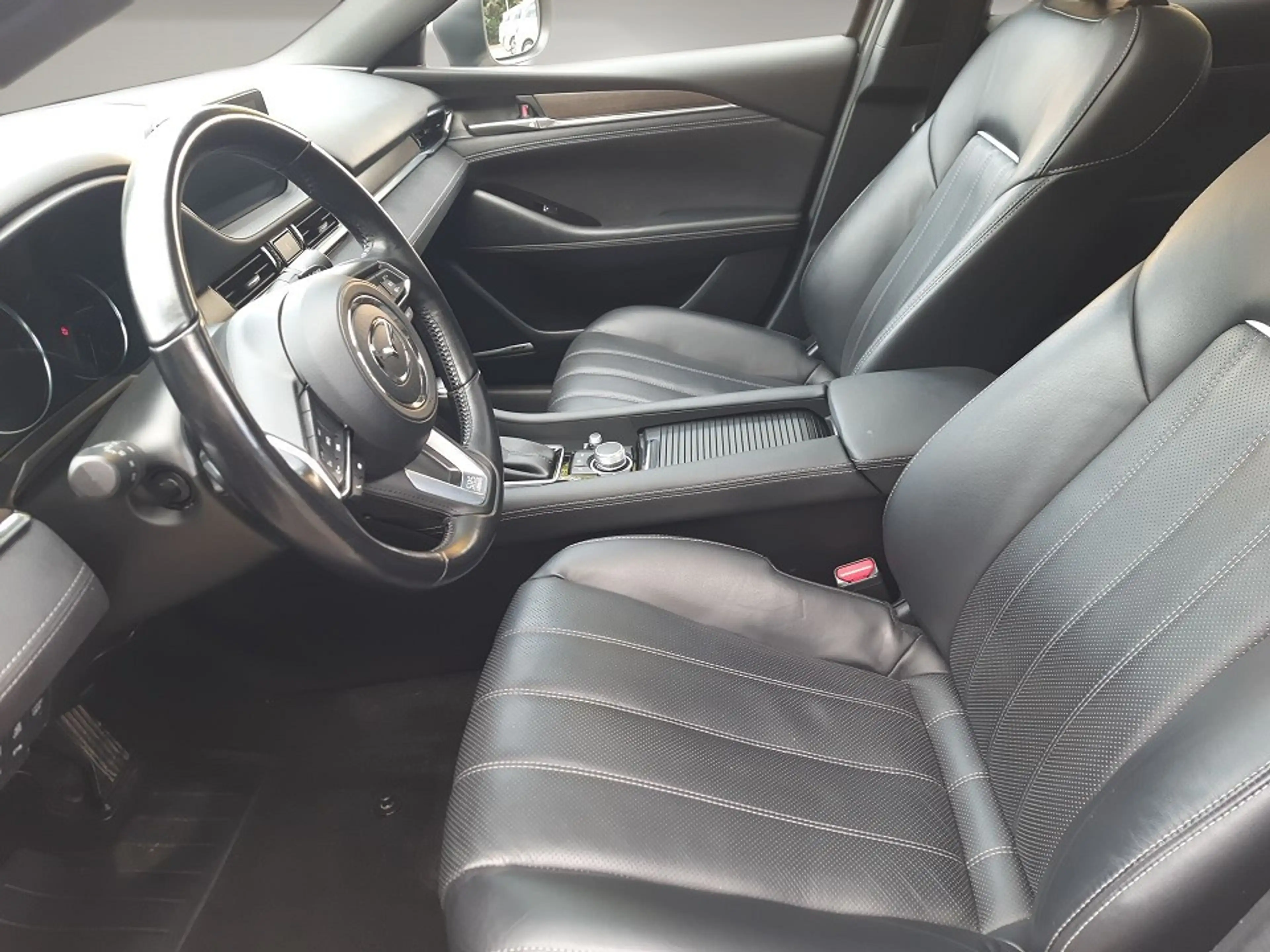 Mazda 6 2.5L SKYACTIV G 194 Takumi — photo 8