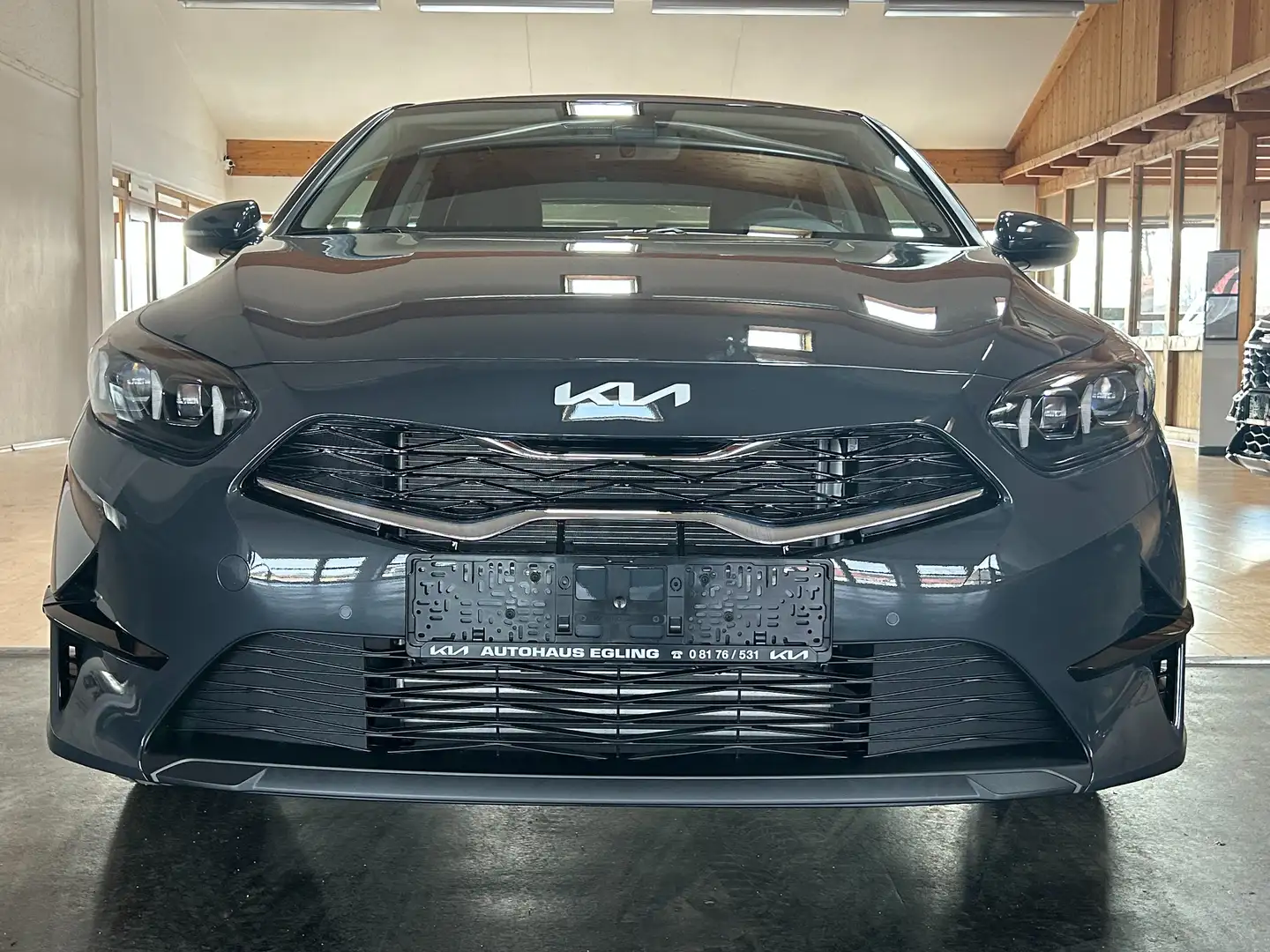 Kia Ceed / cee'd 1.0 T-GDI Vision NAVI KLIMAAUT. KAMERA SITZHZ. Grijs - 2