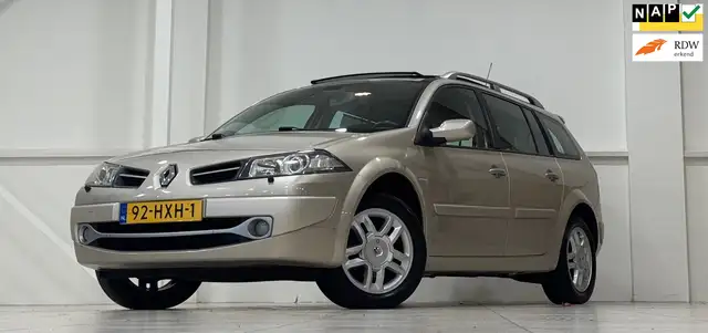 2009 Renault Megane in Beige for sale