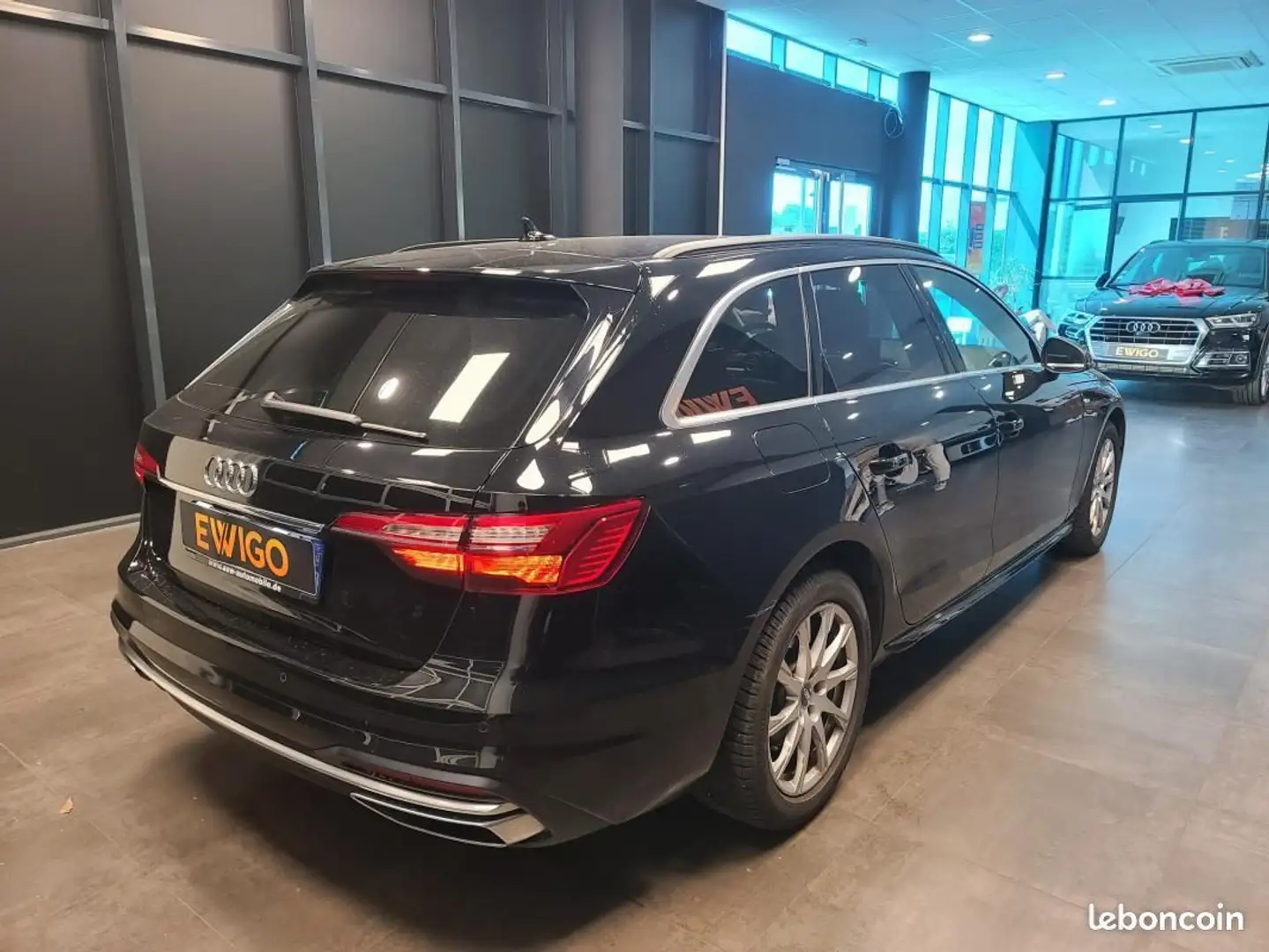 Audi A4 2.0 35 TFSI 150 MHEV BUSINESS S line S-TRONIC 7 Noir - 2