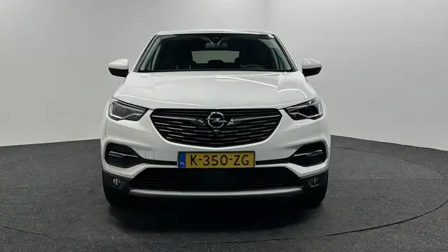 Opel Grandland X view 6