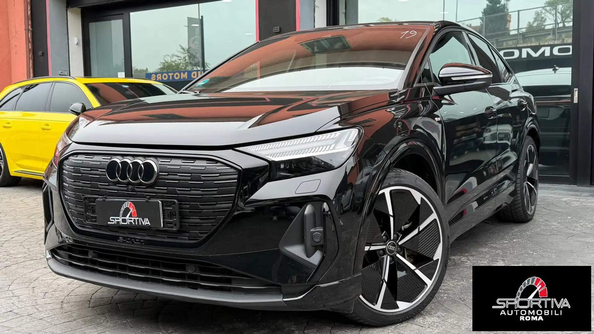 Audi Q4 e-tron ANTICIPO 10000 EURO RATA MENSILE  594 EURO Q4 SPB Schwarz - 1