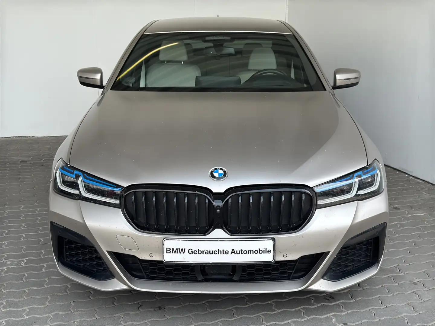 BMW M550 i xDrive Lim. Navi.Laser.Standhz.360°.ACC - 1