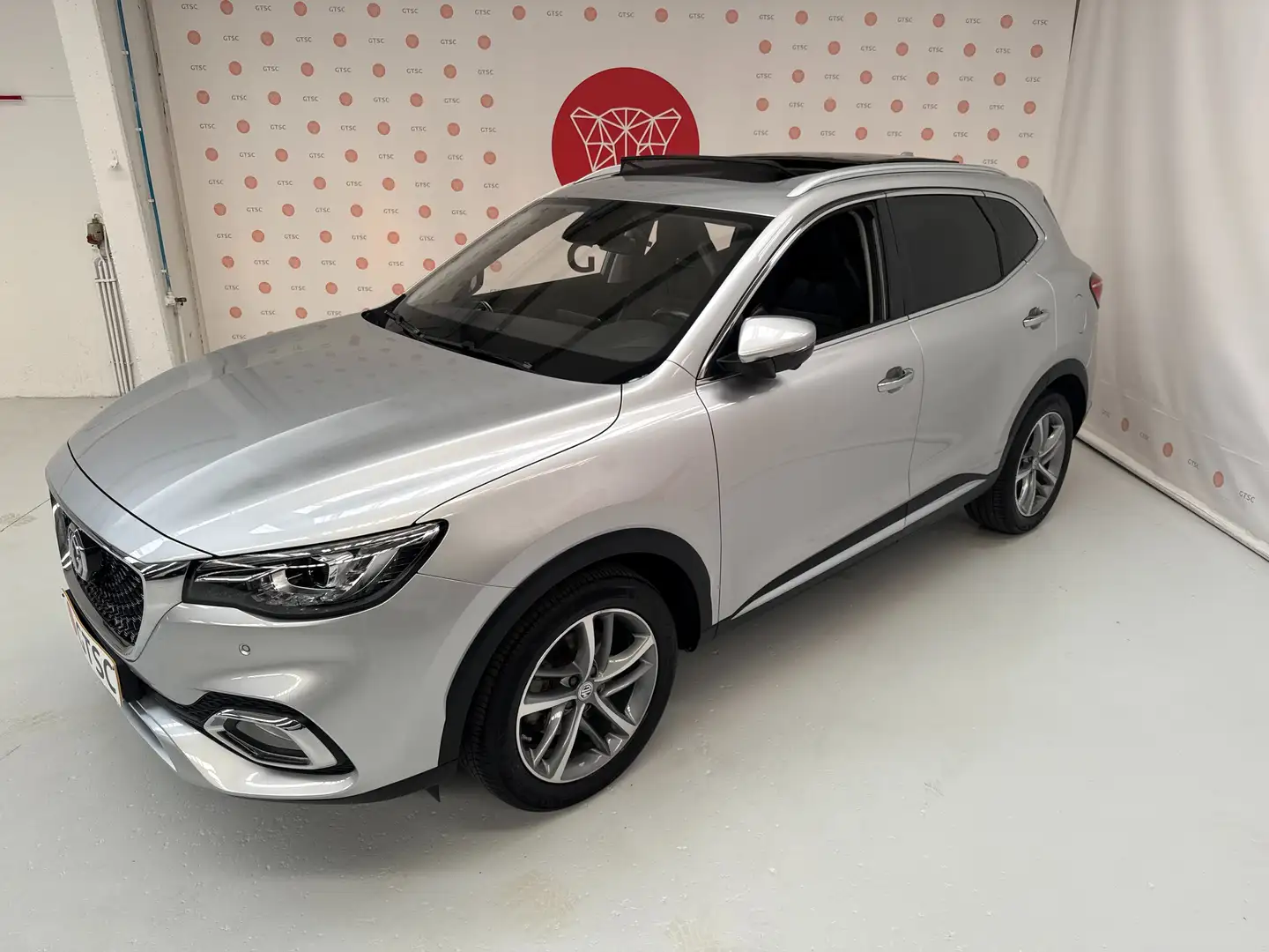 MG EHS EHS PHEV LuxuryPlug in hybrid WWW.GTSC.BE Argent - 1