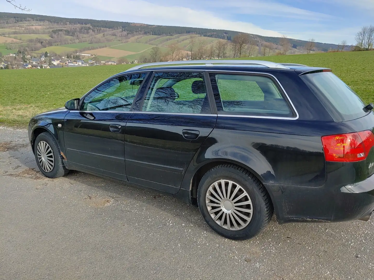 Audi A4 1.6 Schwarz - 1