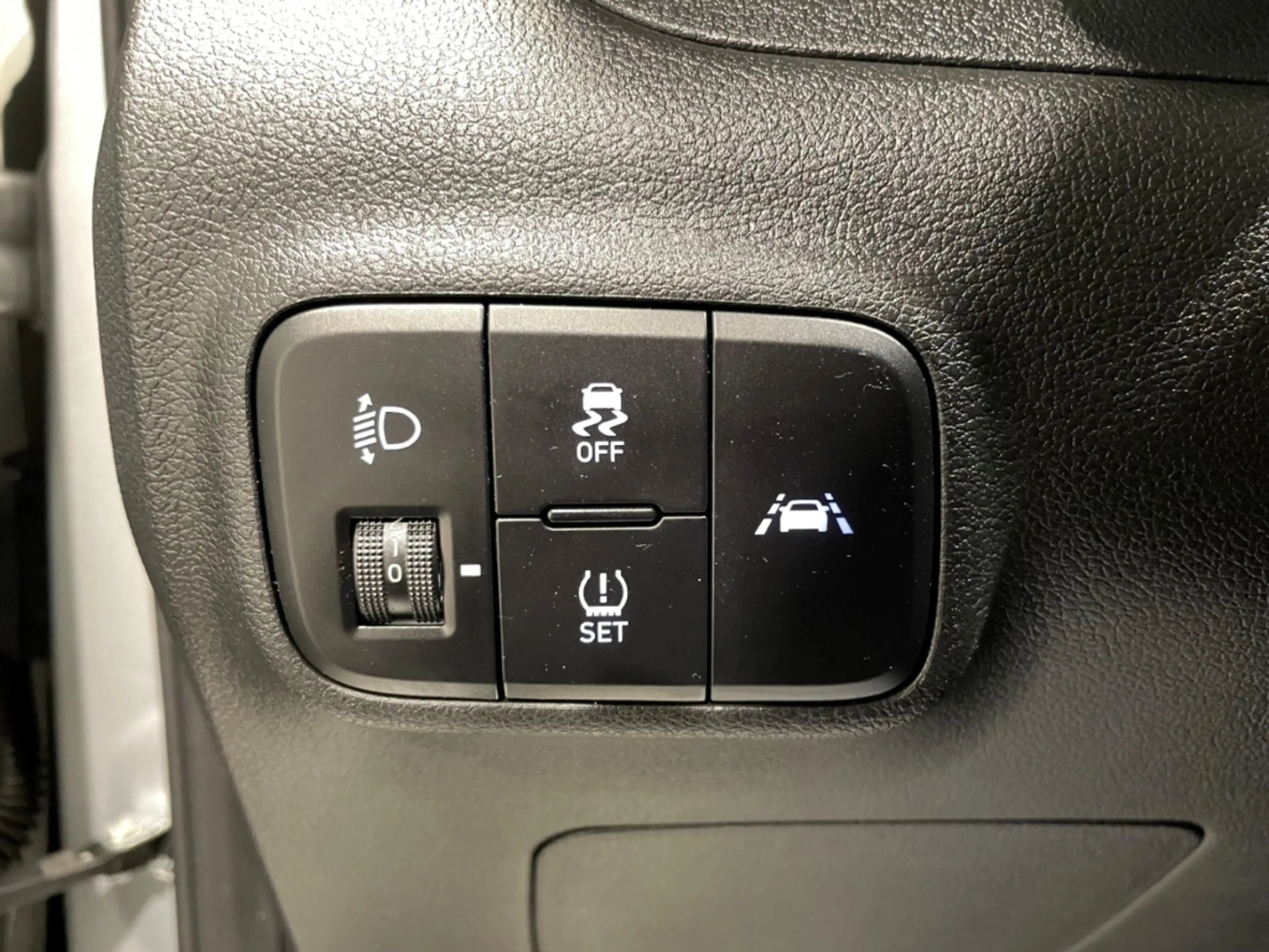 Hyundai i10 EU6d Tempomat Allwetter — photo 14