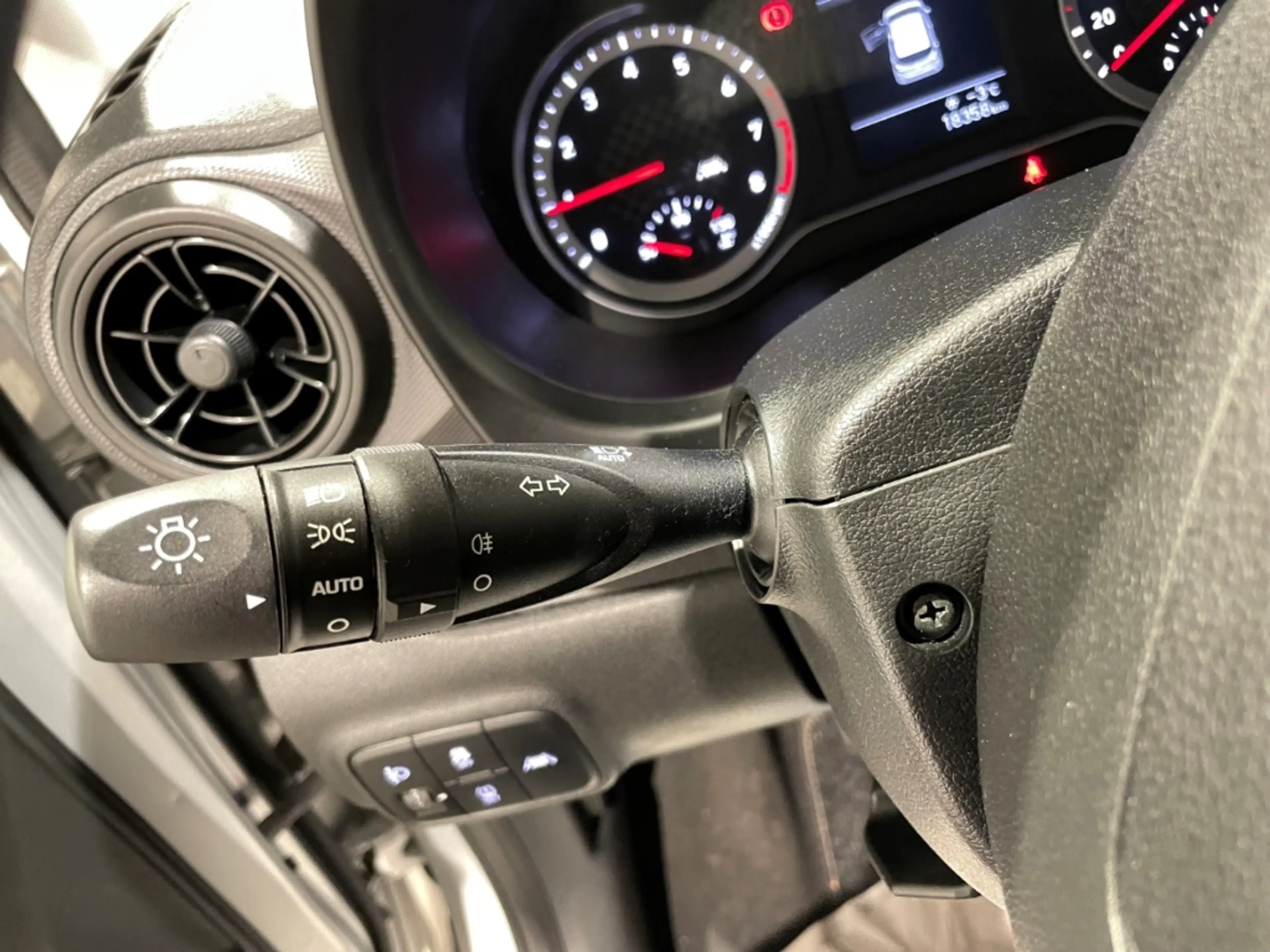 Hyundai i10 EU6d Tempomat Allwetter — photo 15