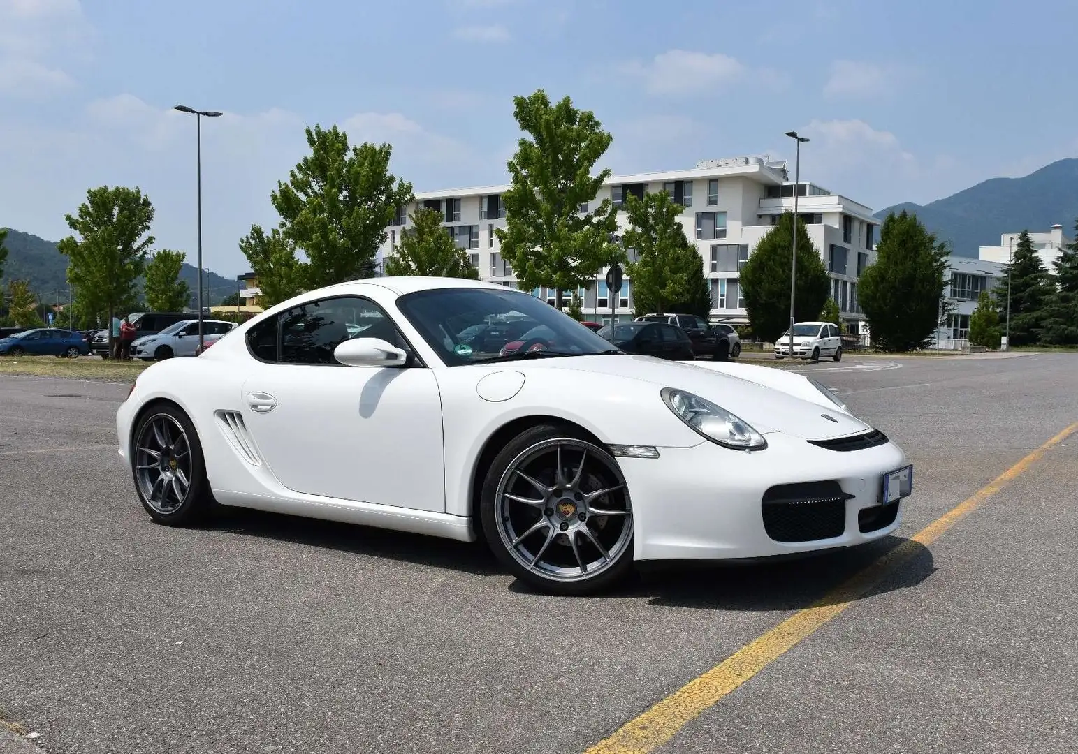 Porsche Cayman 2.7 - 1