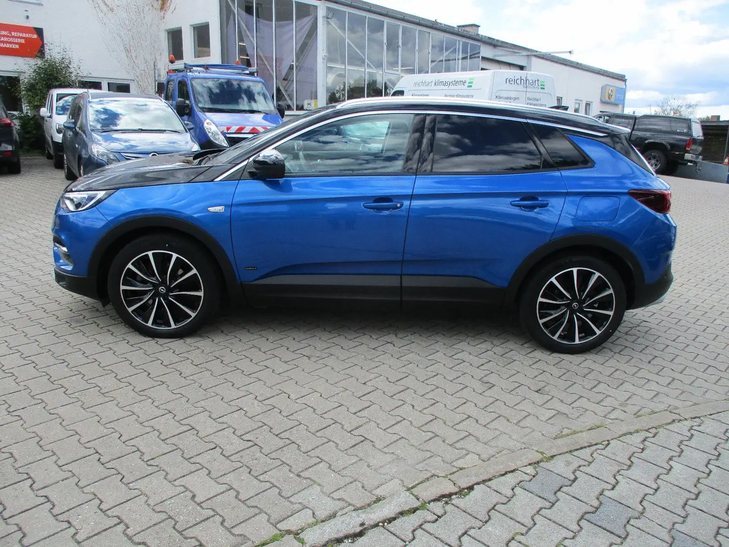 Opel Grandland X Ultimate PHEV 300PS 4x4 1,6 Turbo Blau - 2