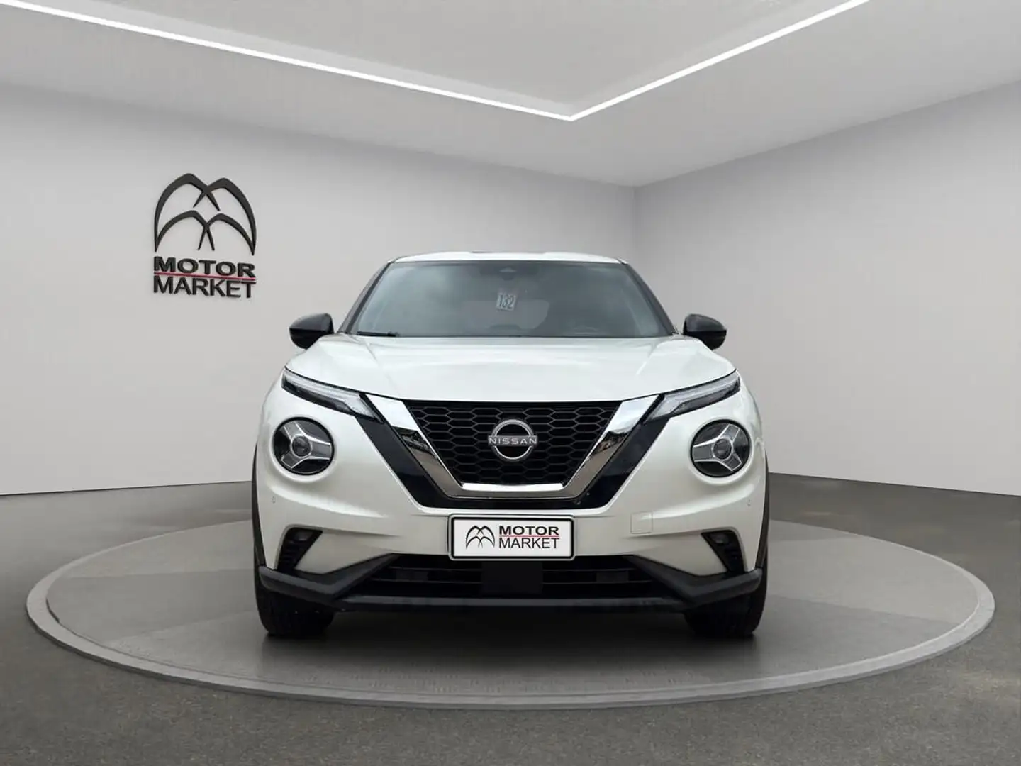 Nissan Juke 1.0 dig-t N-Connecta 114cv dct Bianco - 2