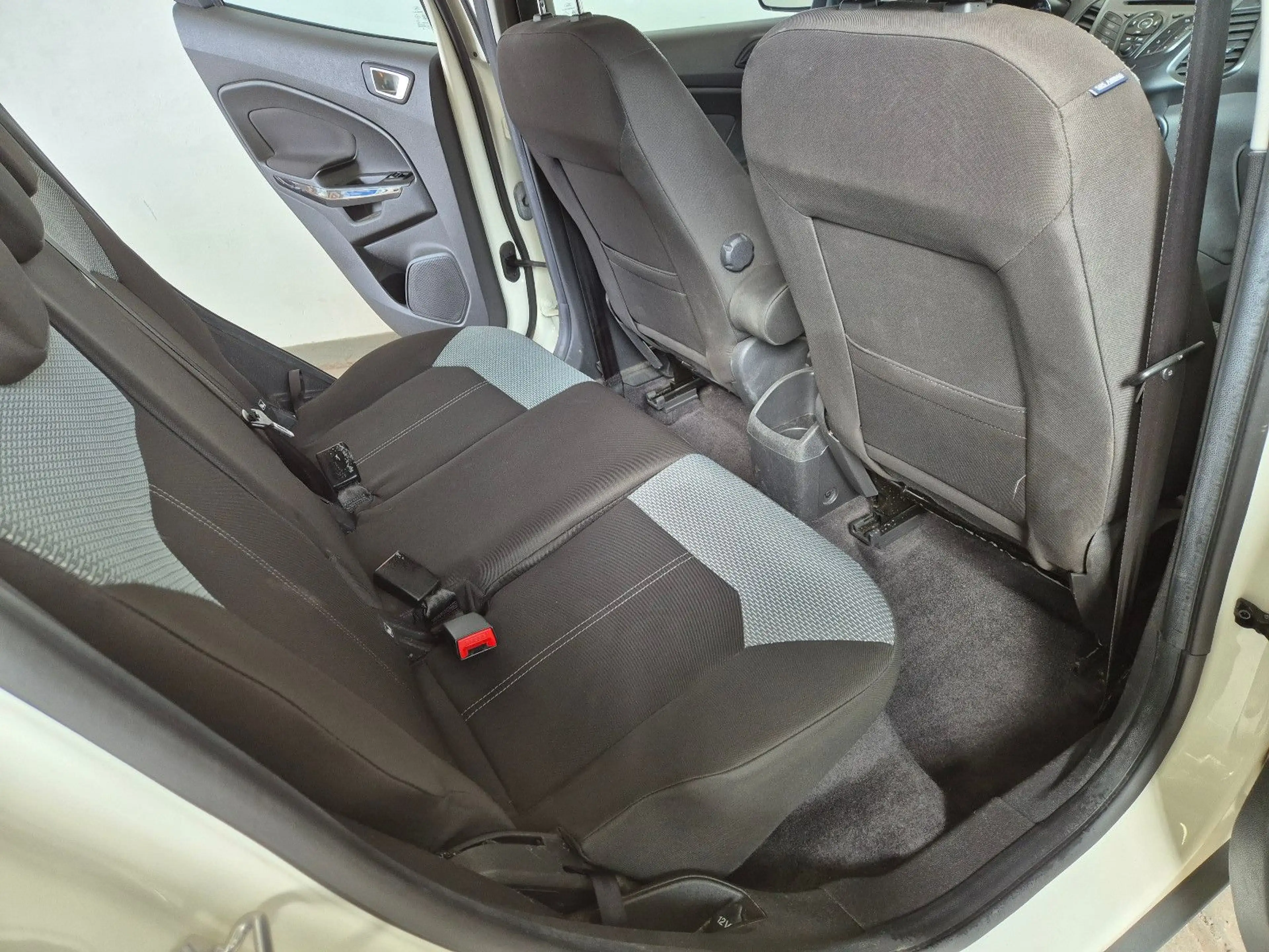 Ford EcoSport Trend, inkl. 1 Jahr Garantie — photo 14