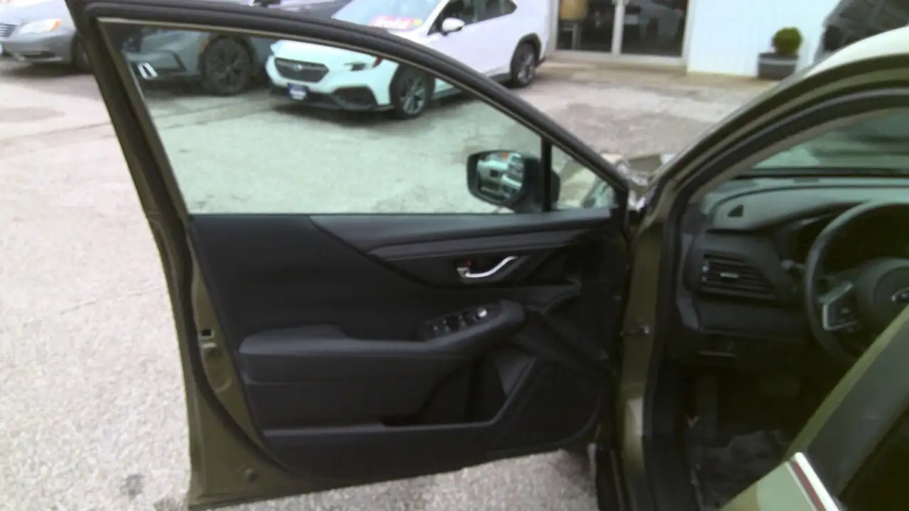Subaru OUTBACK снимка Subaru OUTBACK