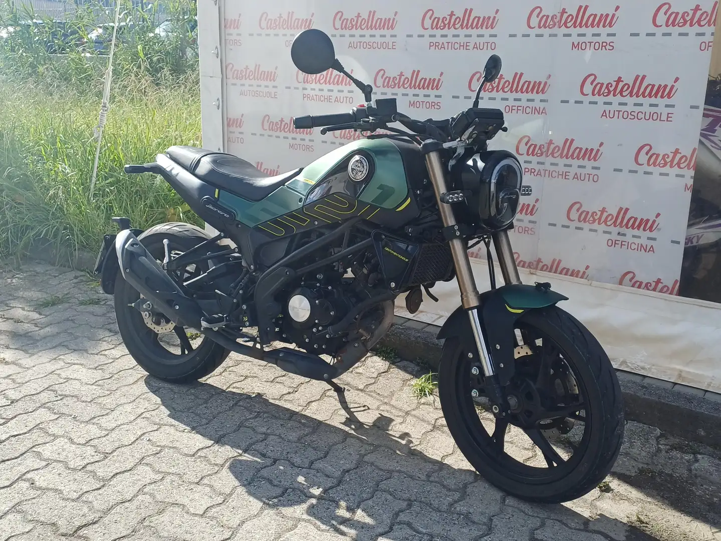 Benelli Leoncino 125 Grigio - 2