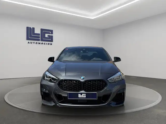 BMW 2 Series view 3
