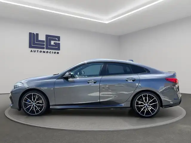 BMW 2 Series view 10