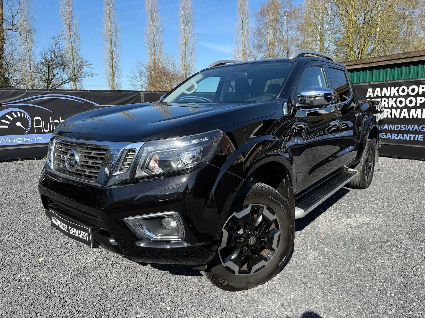 nissan navara