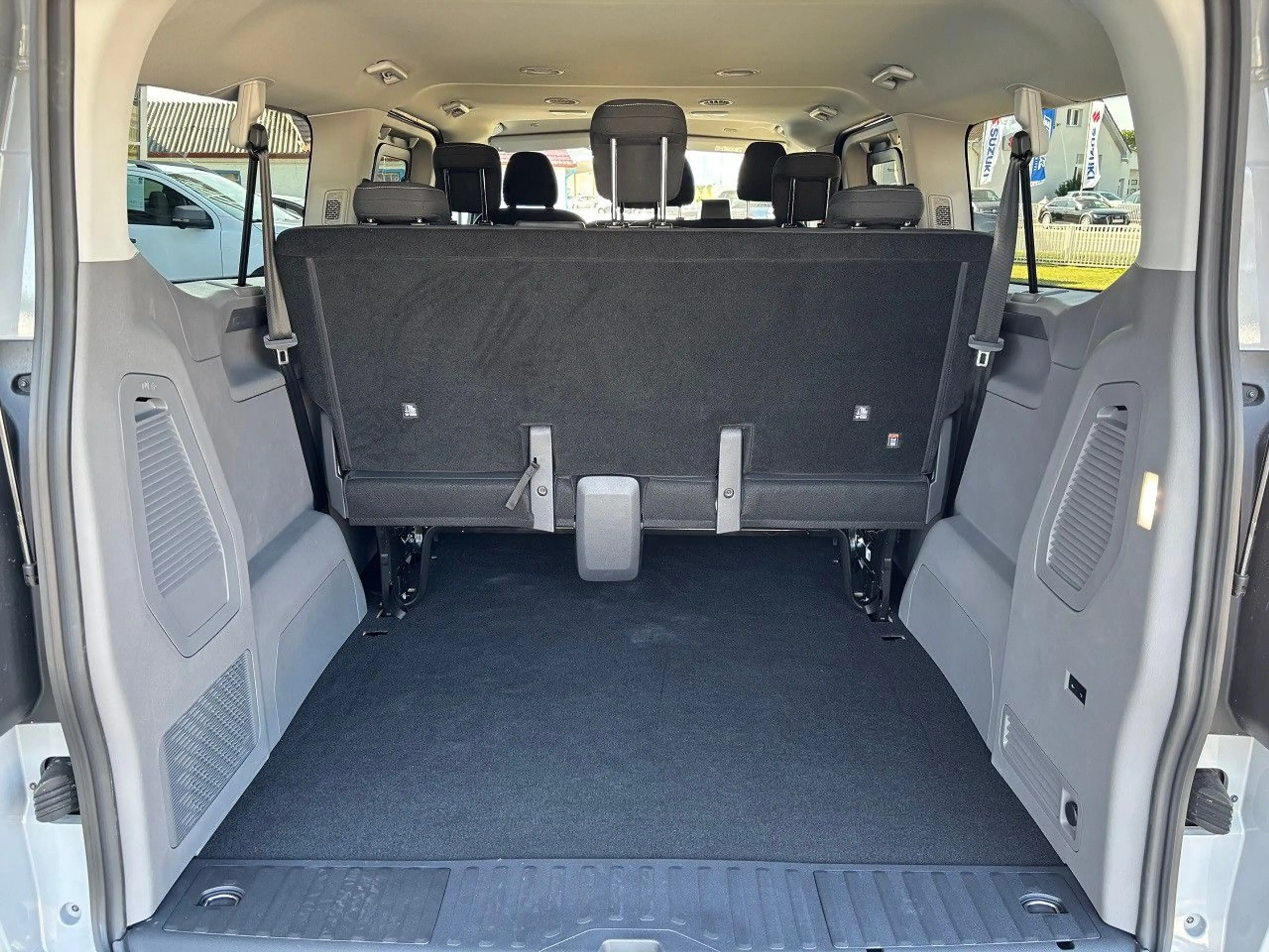Volkswagen T7 Caravelle T7 LR Caravelle TDI DSG Style AHK ACC Side Navi — photo 7
