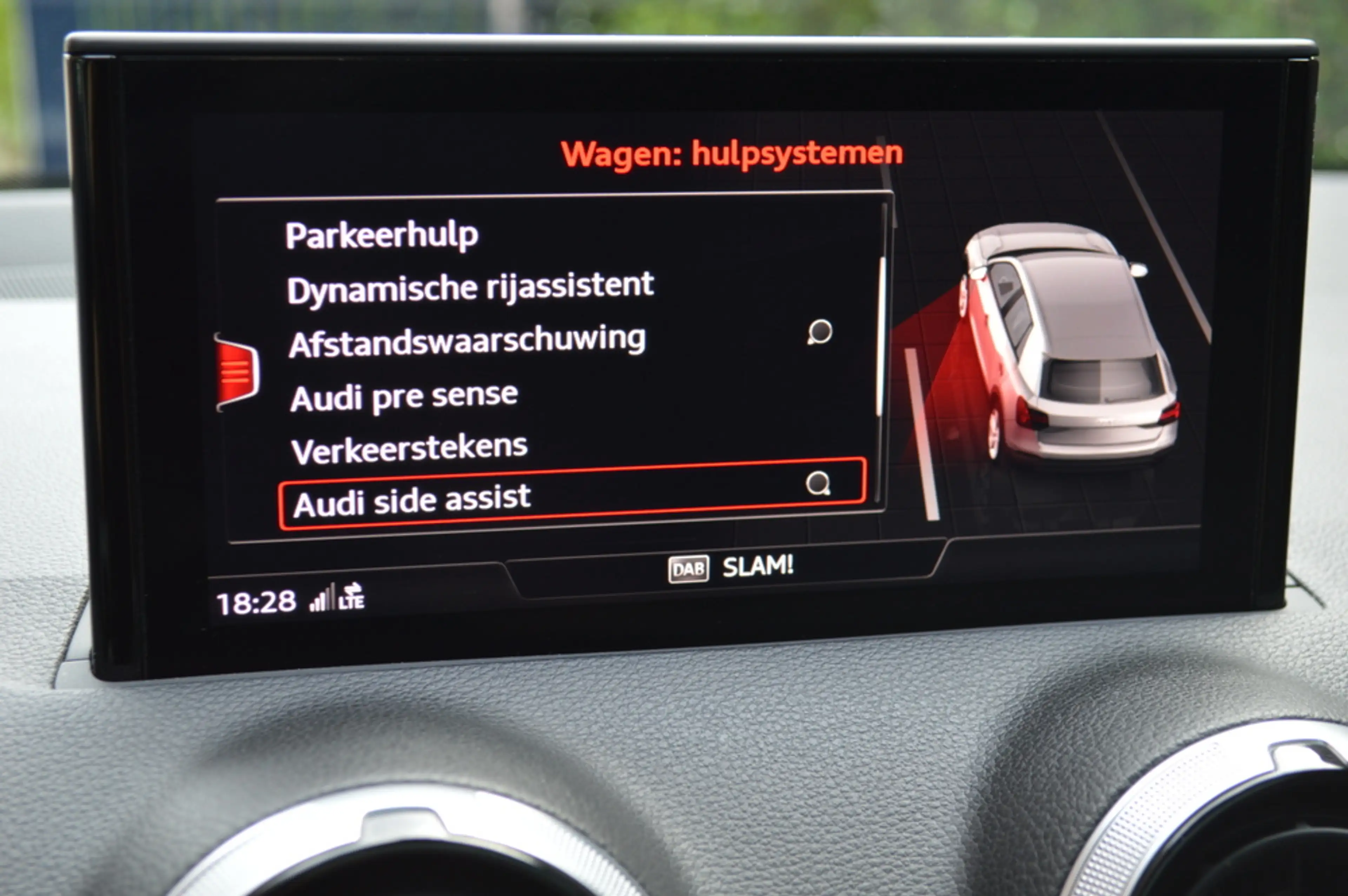 Audi Q2 35 TFSI S-Line Led Panorama Virtual Camera B&O Car — photo 24