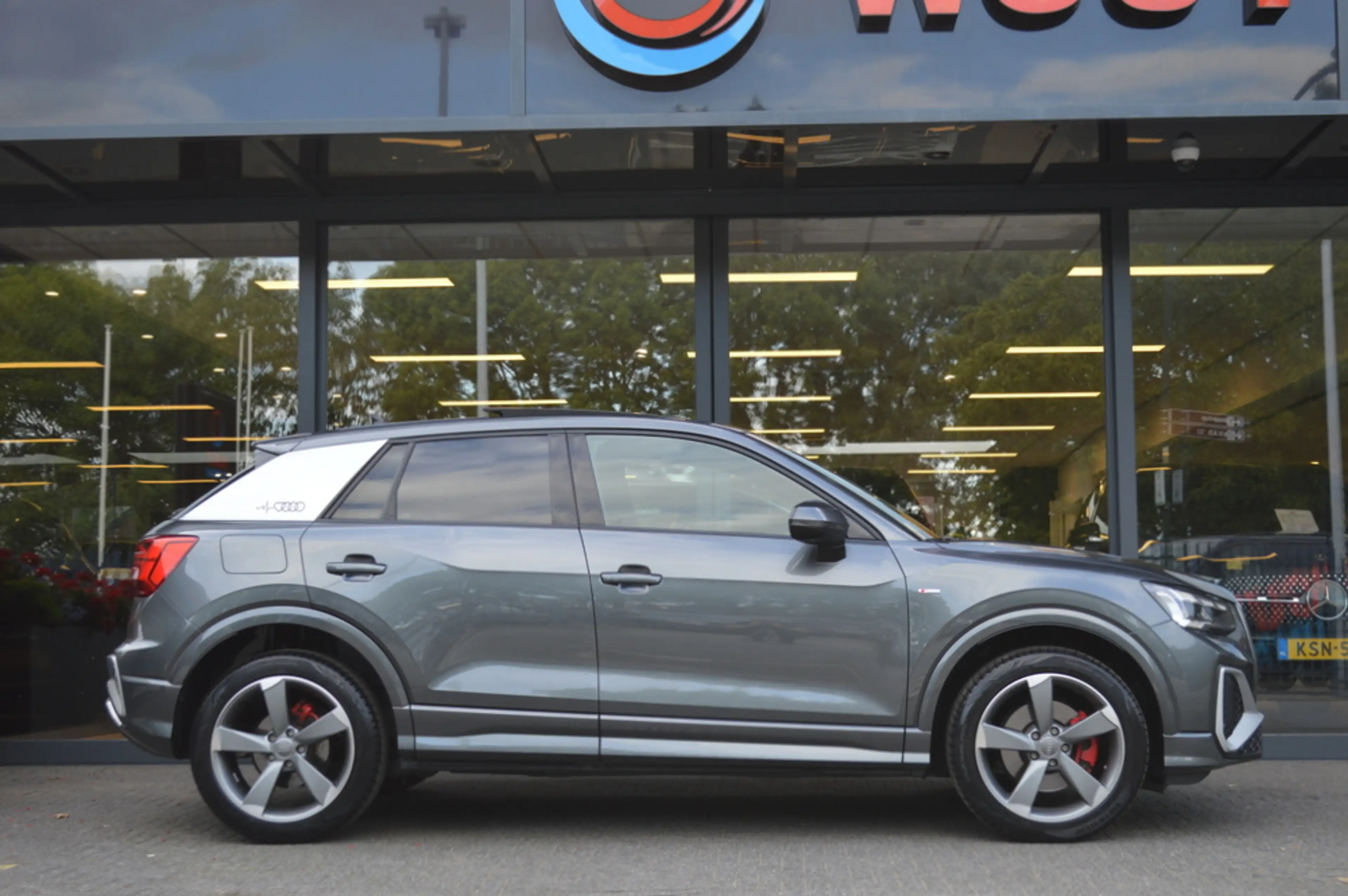 Audi Q2 35 TFSI S-Line Led Panorama Virtual Camera B&O Car — photo 7