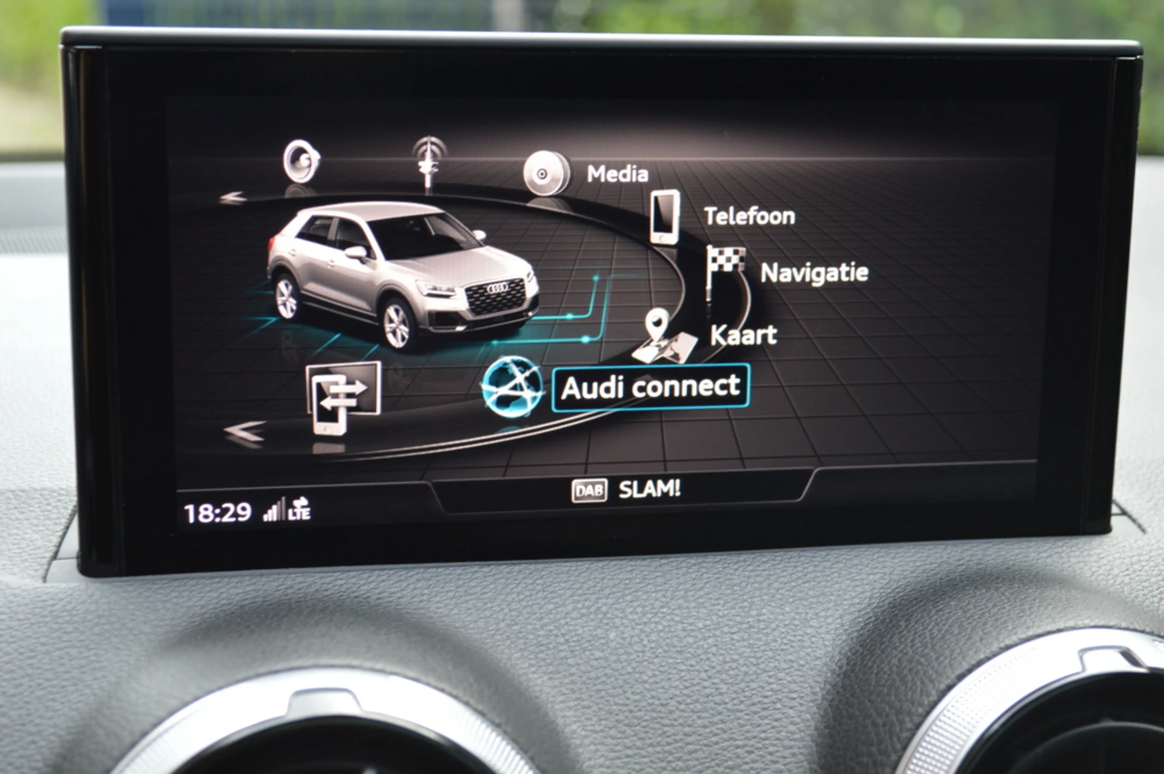Audi Q2 35 TFSI S-Line Led Panorama Virtual Camera B&O Car — photo 26