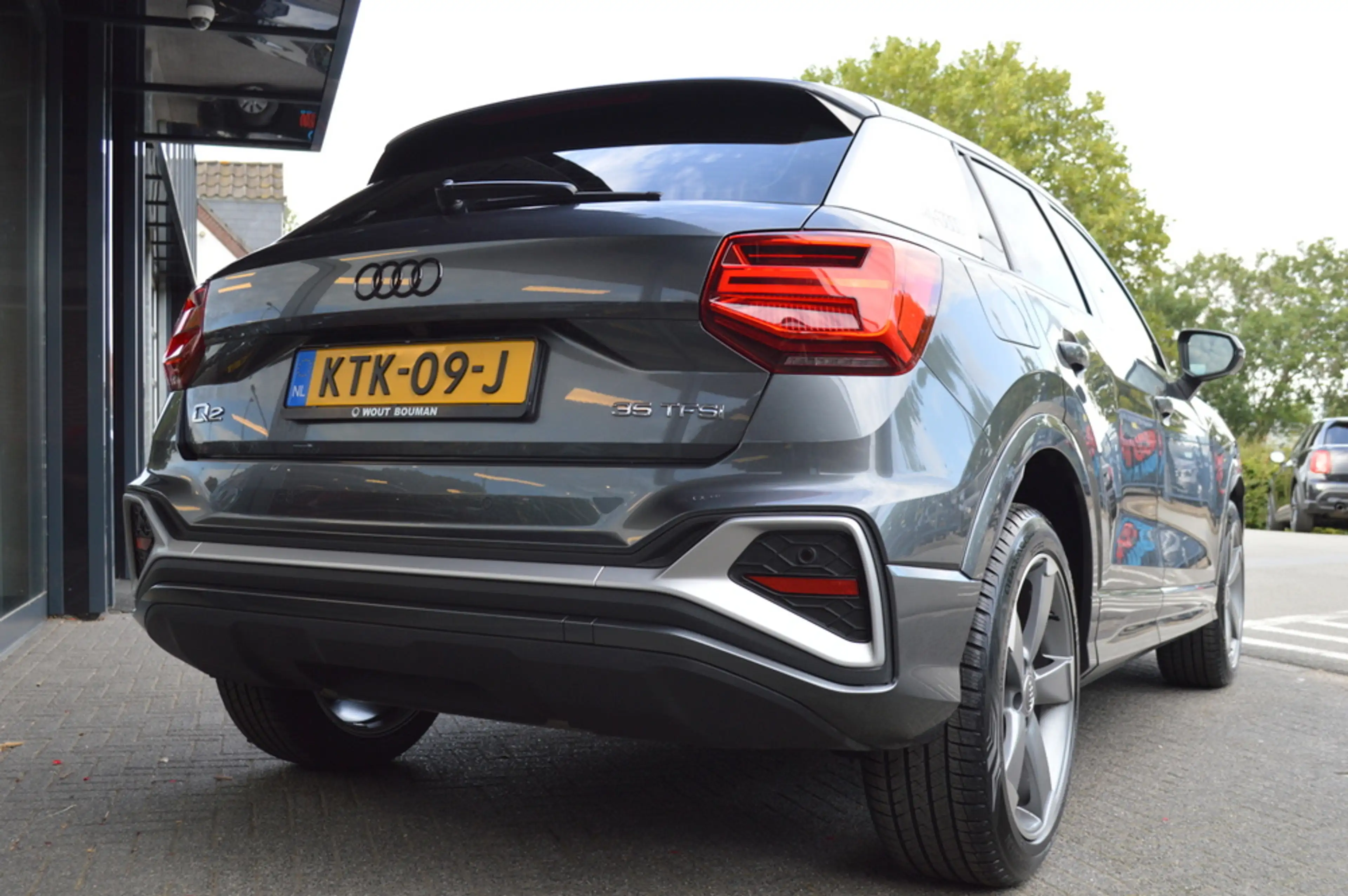 Audi Q2 35 TFSI S-Line Led Panorama Virtual Camera B&O Car — photo 6