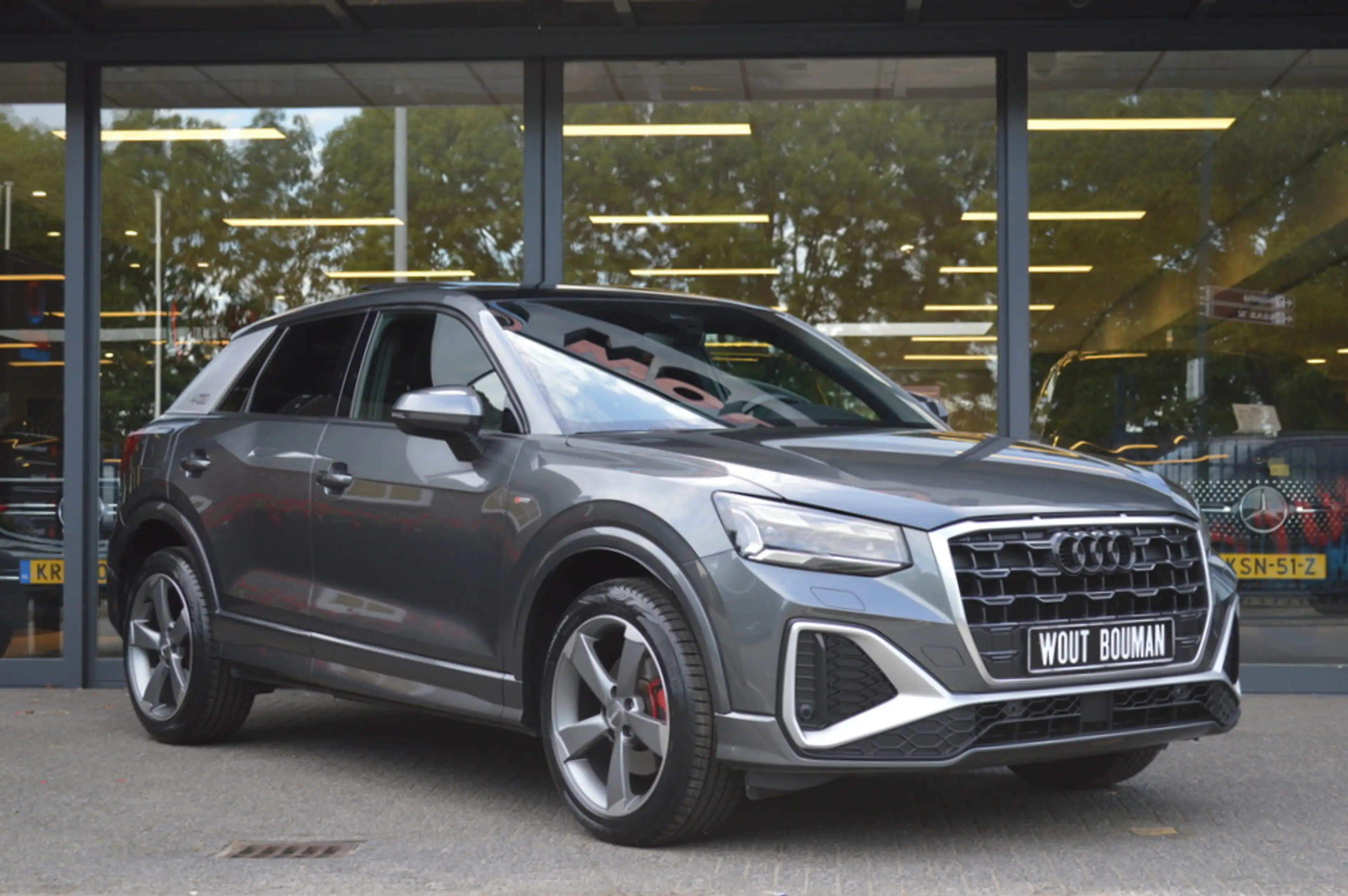 Audi Q2 35 TFSI S-Line Led Panorama Virtual Camera B&O Car — photo 3