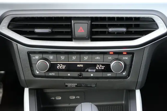 Seat Arona view 14