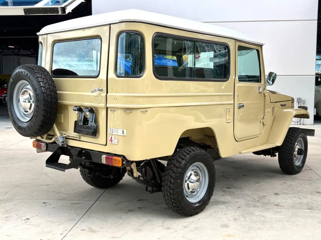 Toyota Land Cruiser FJ43, foto 6