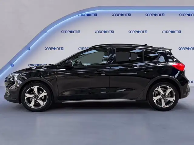 Ford Focus view 2