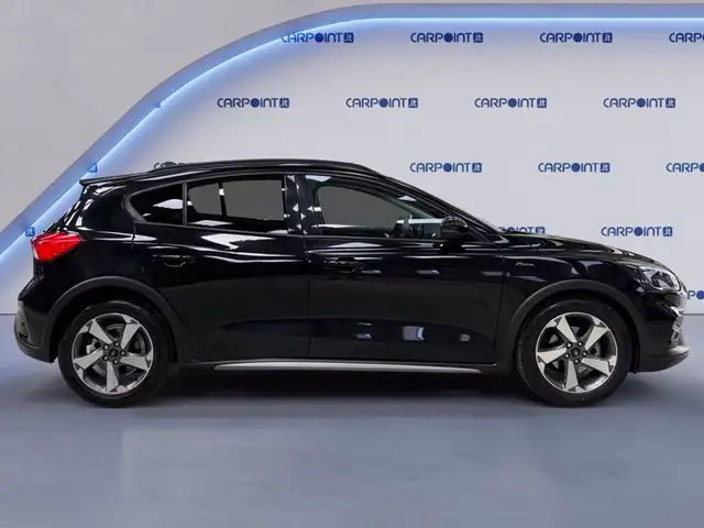 Ford Focus view 6