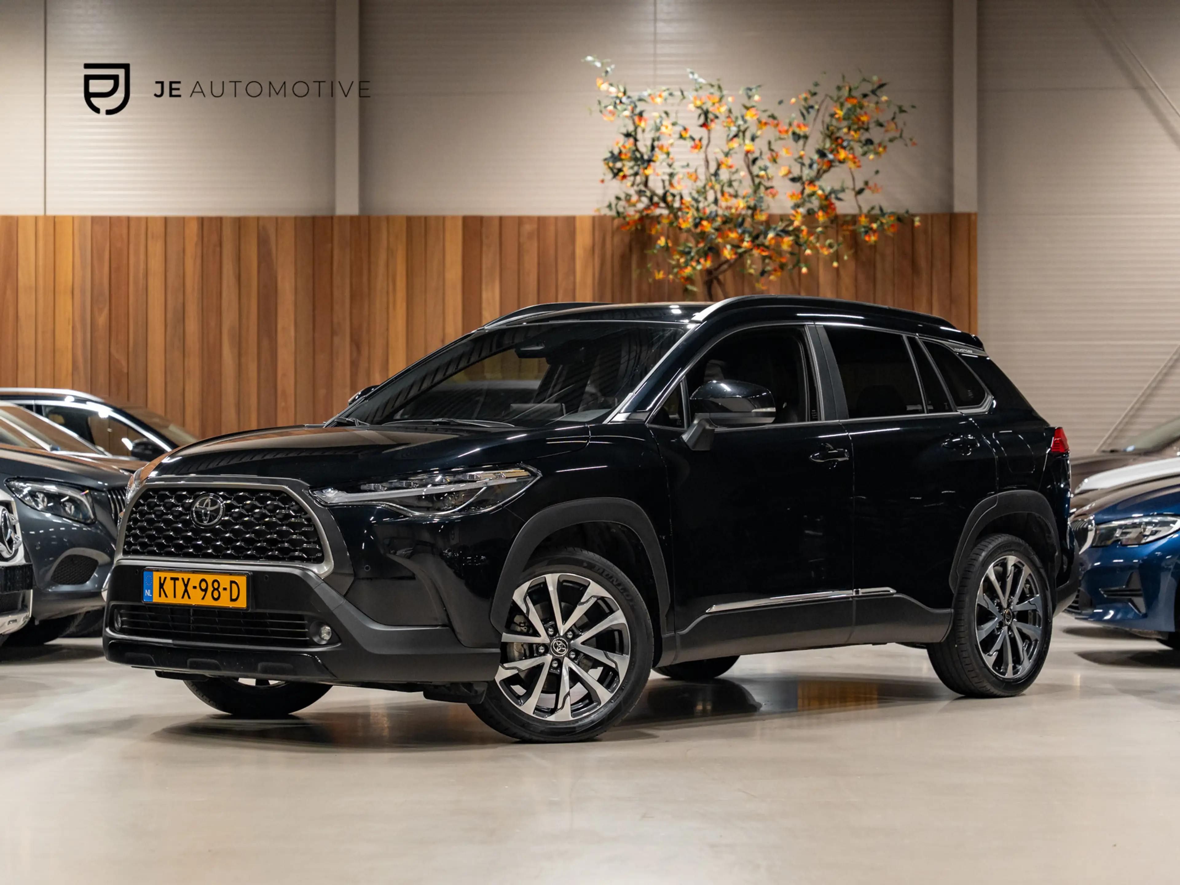 Toyota Corolla Cross Hybrid 200 Dynamic, Voll Led, Digi Dash, Adaptieve