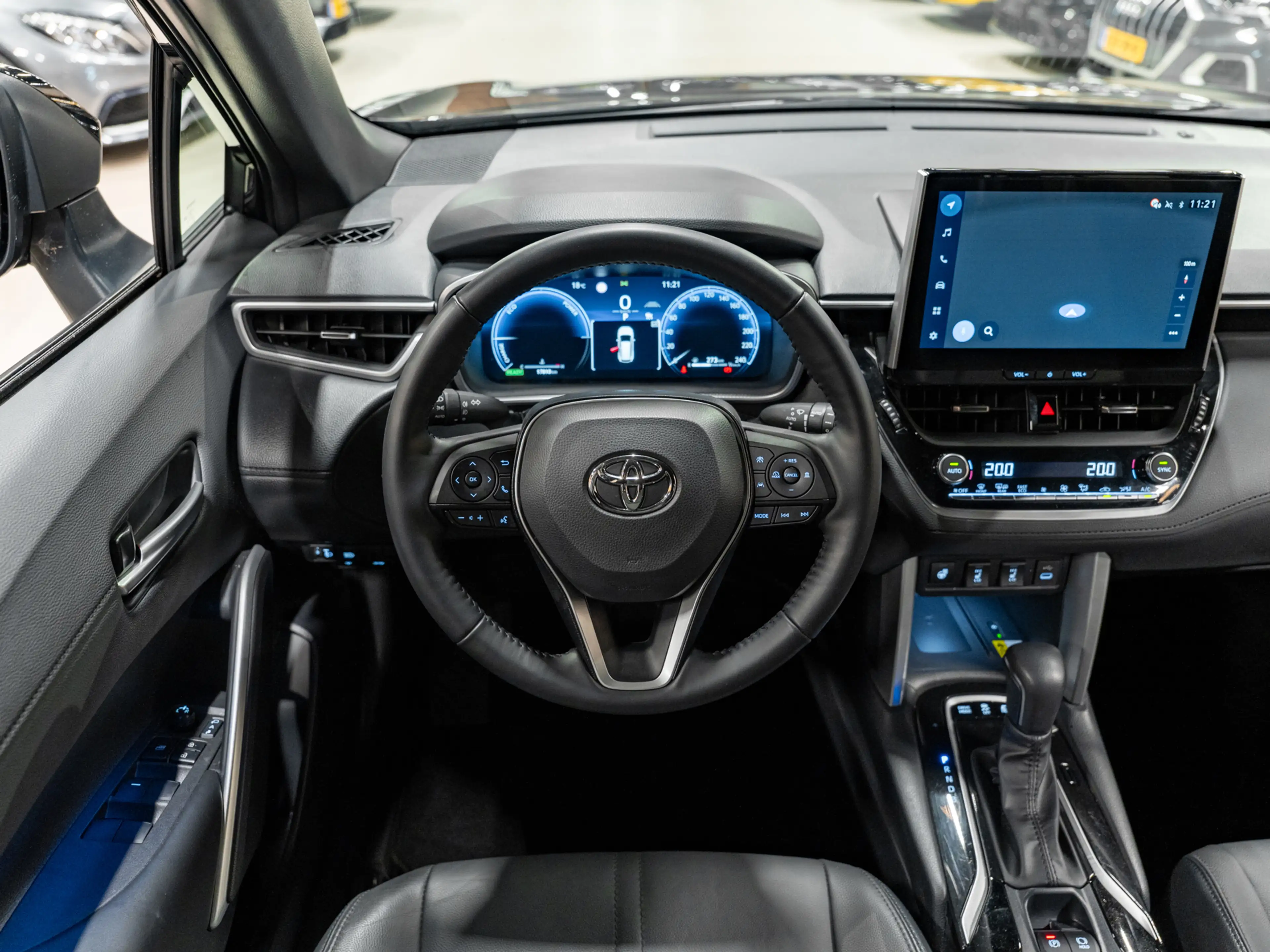 Toyota Corolla Cross Hybrid 200 Dynamic, Voll Led, Digi Dash, Adaptieve — photo 23