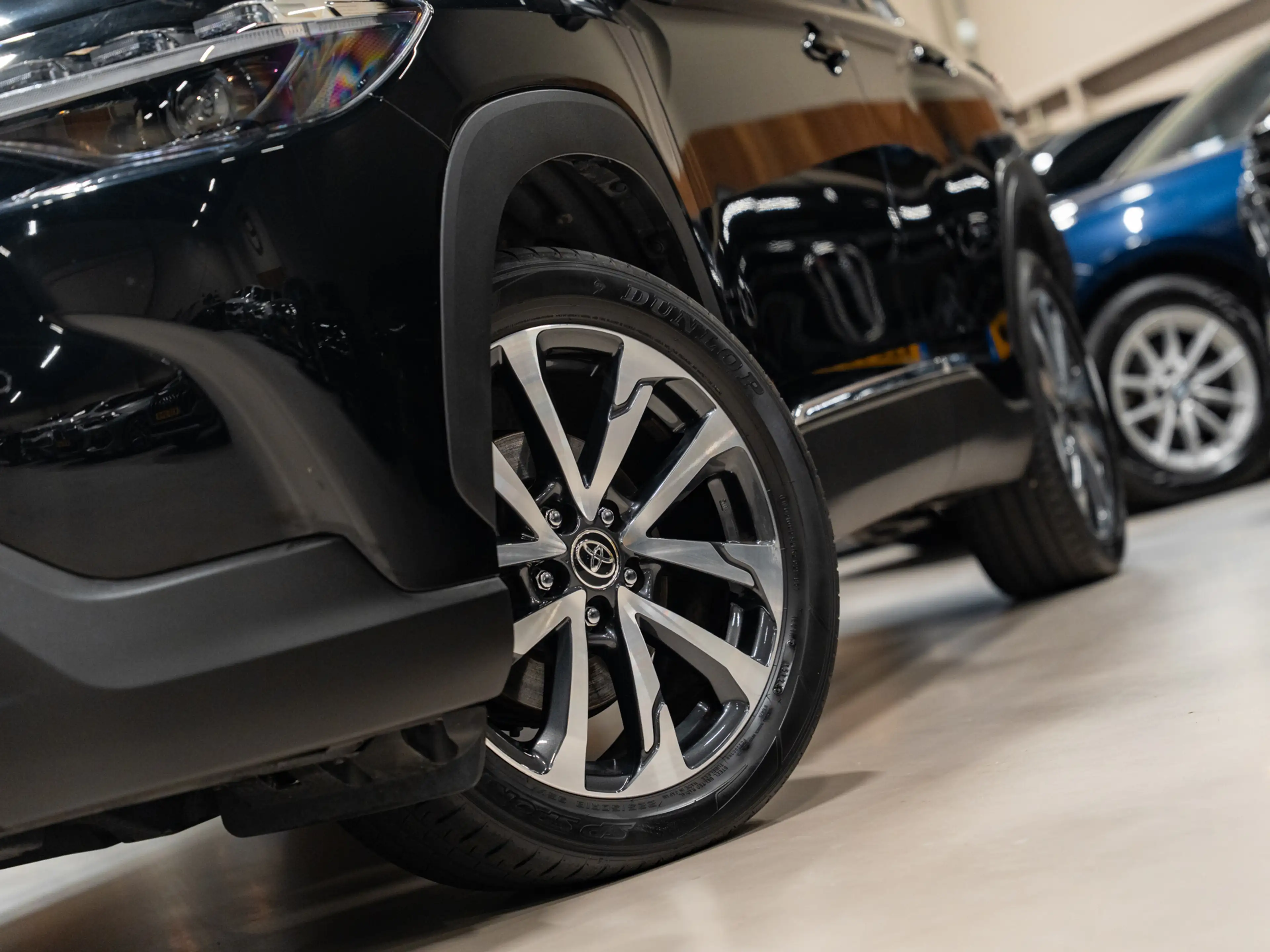 Toyota Corolla Cross Hybrid 200 Dynamic, Voll Led, Digi Dash, Adaptieve — photo 3