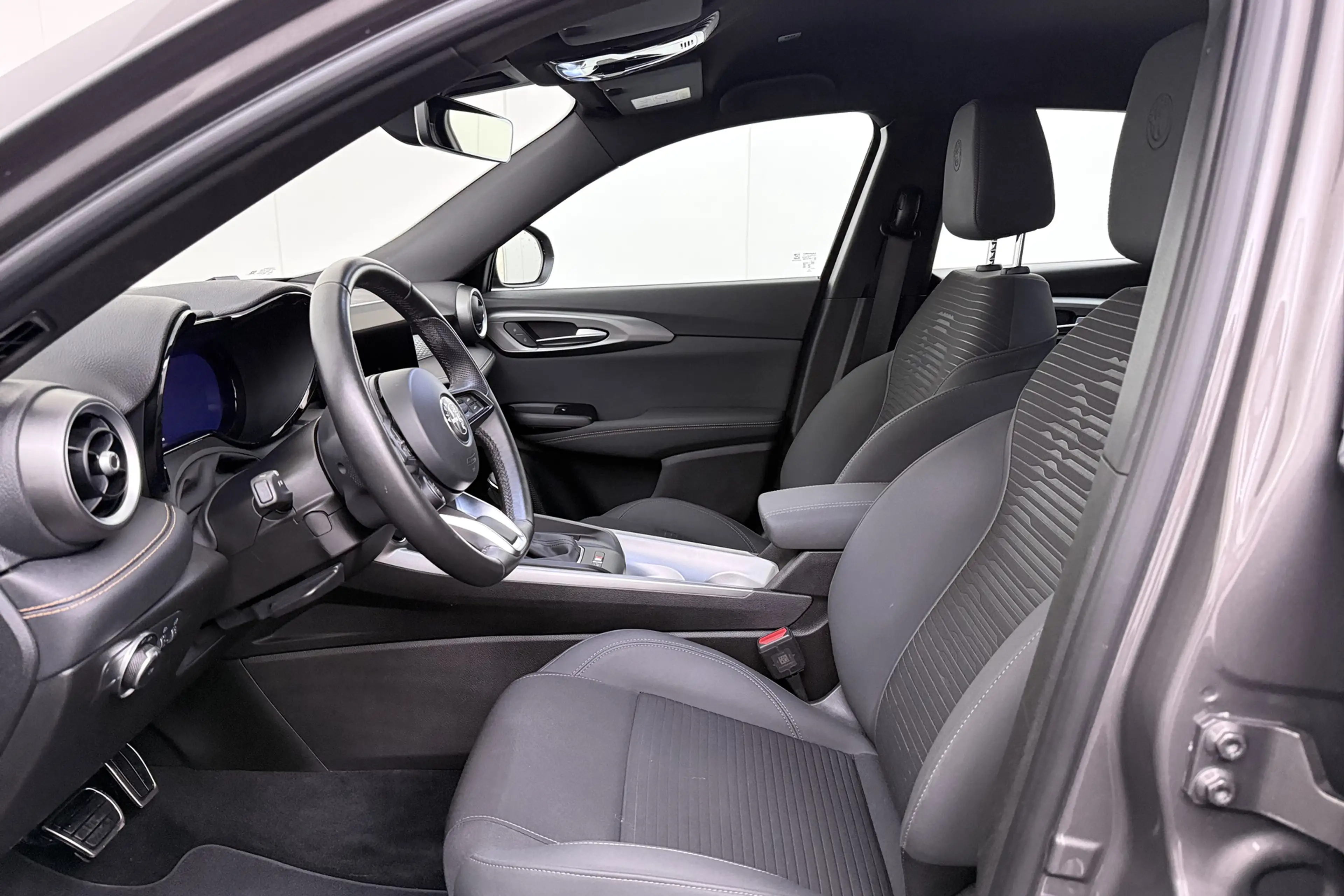 Alfa Romeo Tonale 1.5T Hybrid Aut. Sprint Camera Adapt.Cruise 19'LMV — photo 10