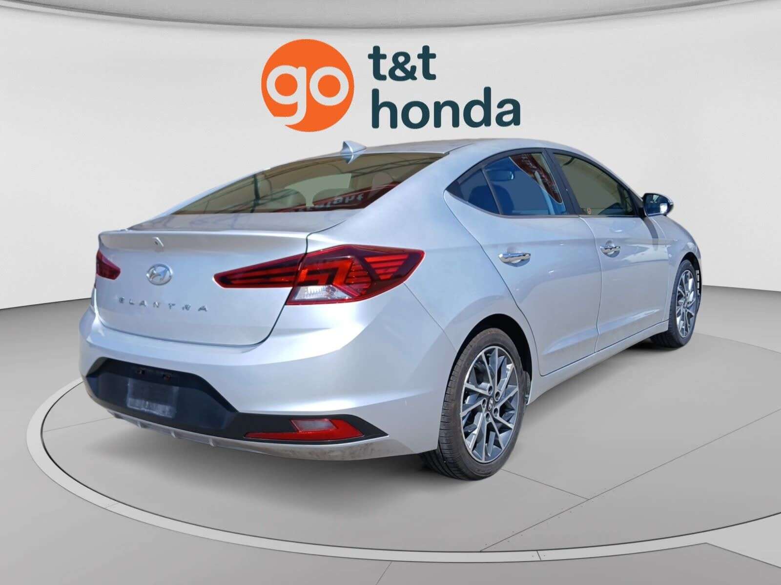 2019 Hyundai Elantra Luxury - Leather Seating | Sunroof | Heated Leathe — снимка 1