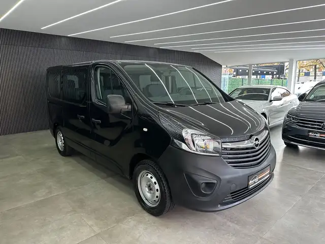 Opel Vivaro B 1.6*9.Sitze*AHK*1.Hd*Bluetooth*Klima*